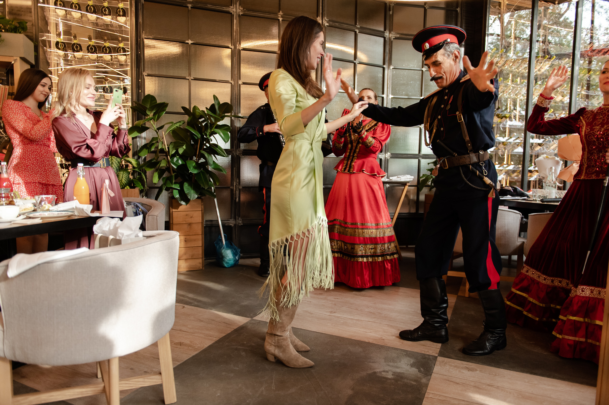 Репортажный фотограф в Ростове. Свадебный фотограф в Ростове Максимов Максим