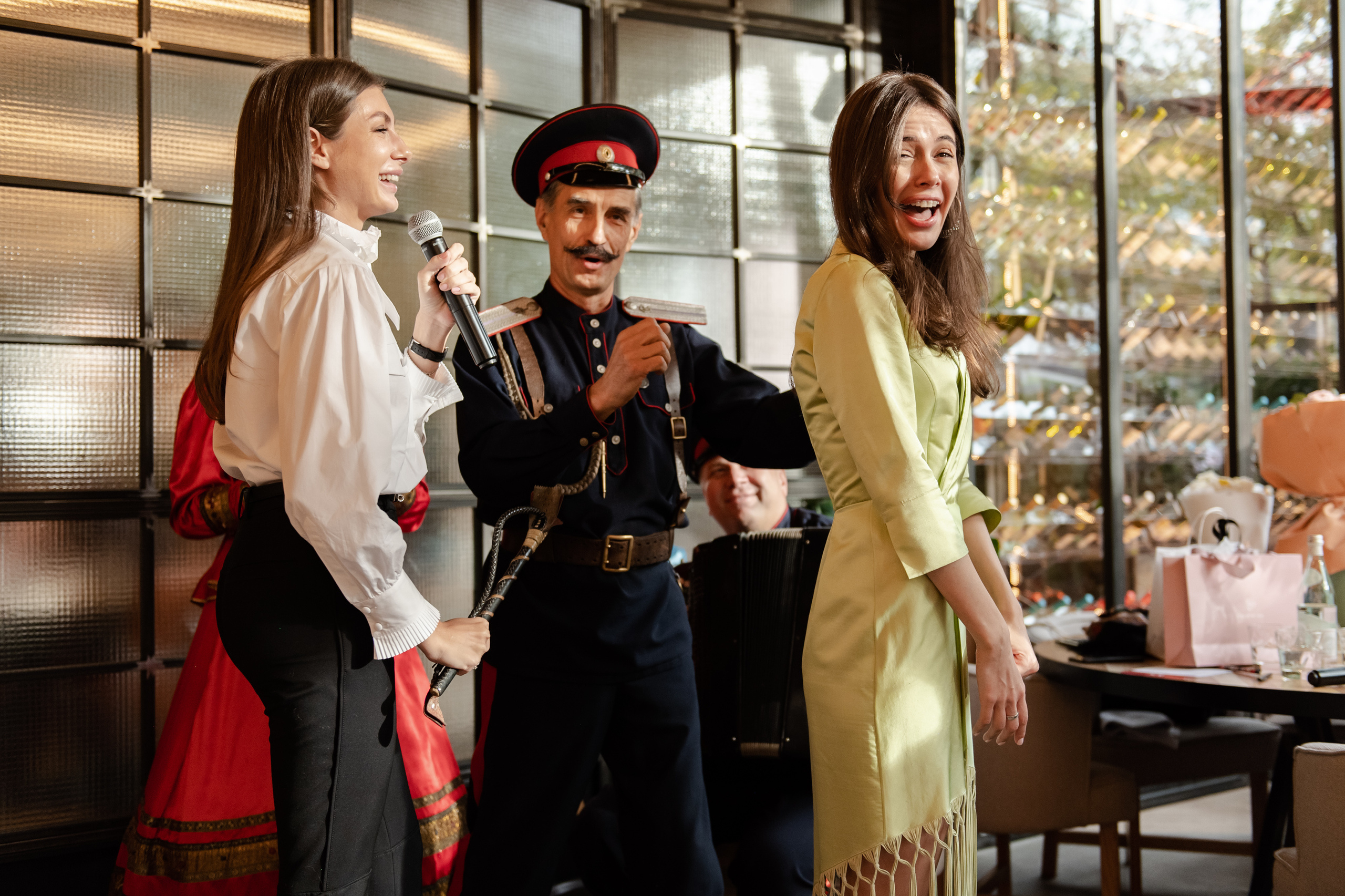 Репортажный фотограф в Ростове. Свадебный фотограф в Ростове Максимов Максим