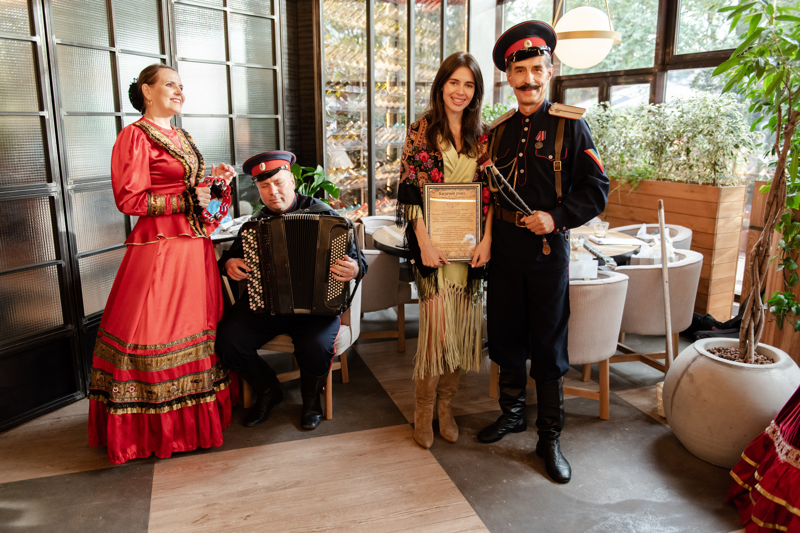 Репортажный фотограф в Ростове. Свадебный фотограф в Ростове Максимов Максим