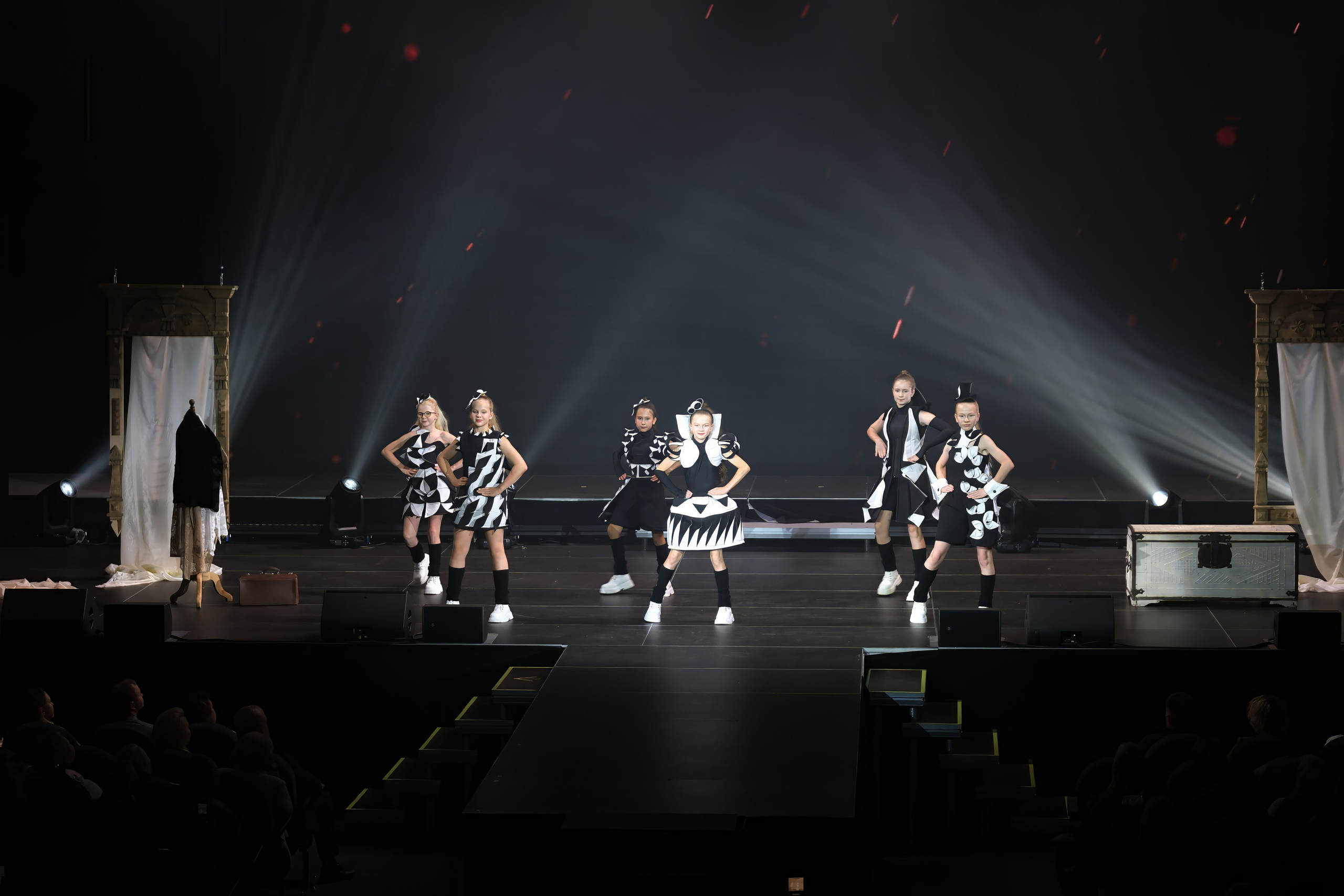 Подиумный спектакль «Стиль Надежды». Добро пожаловать в студию «Цифровой скульптор»  где искусство встречается с технологиями!