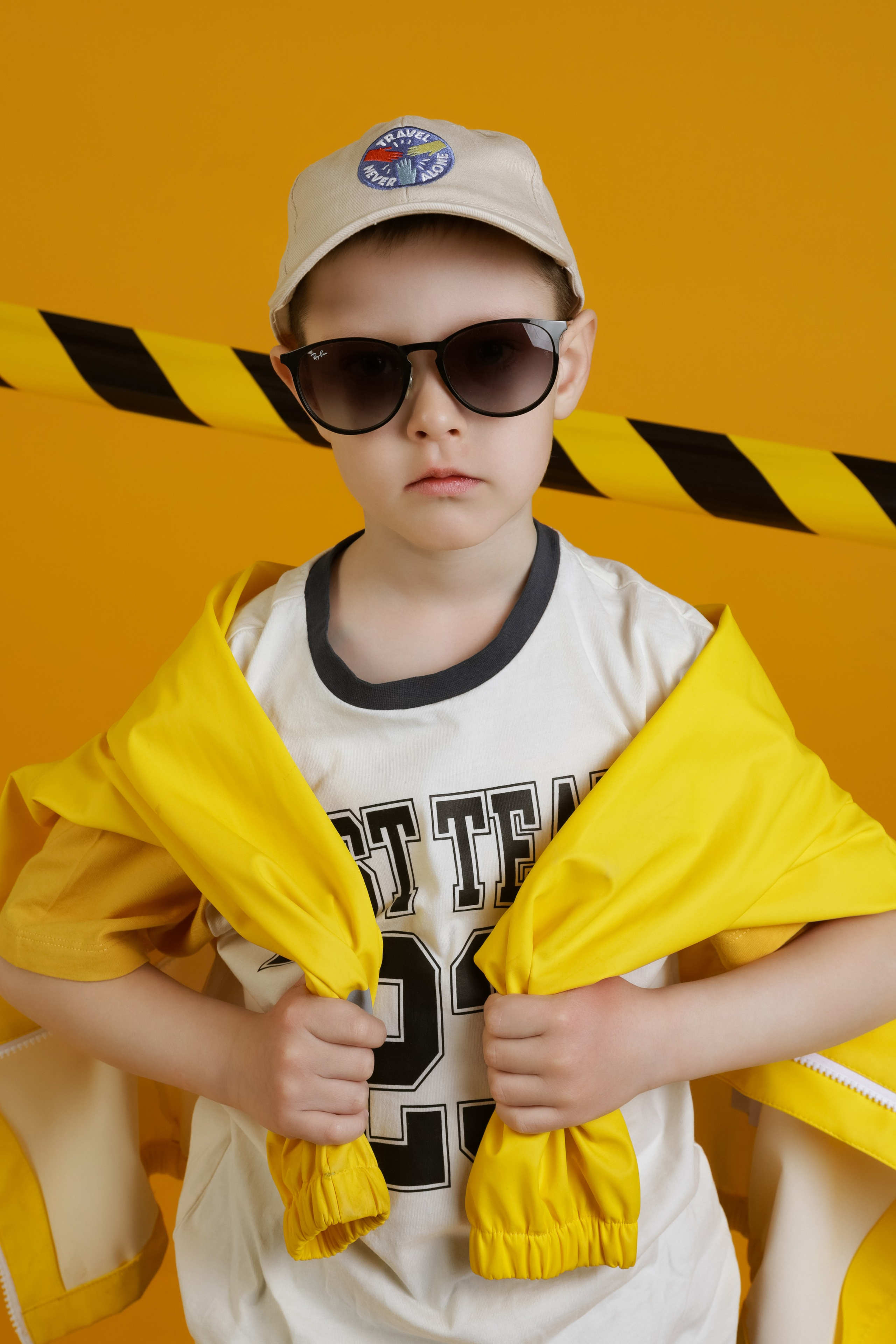 Проект на желтом фоне. АНАСТАСИЯ КУЗНЕЦОВА | ФОТОГРАФ ЧЕБОКСАРЫ