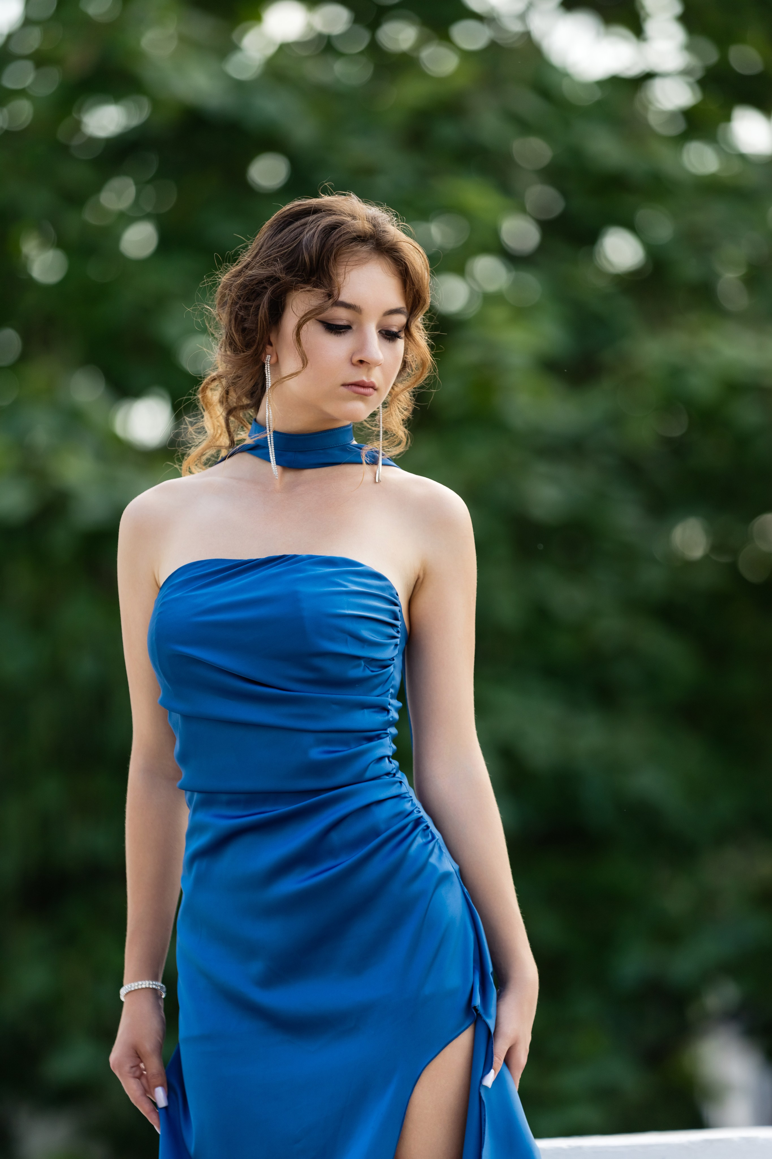 Фотосессия девушек выпускниц в вечерних платьях. Свадебный фотограф, фотосъемка в Крыму, Севастополе, Симферополе, Ялте