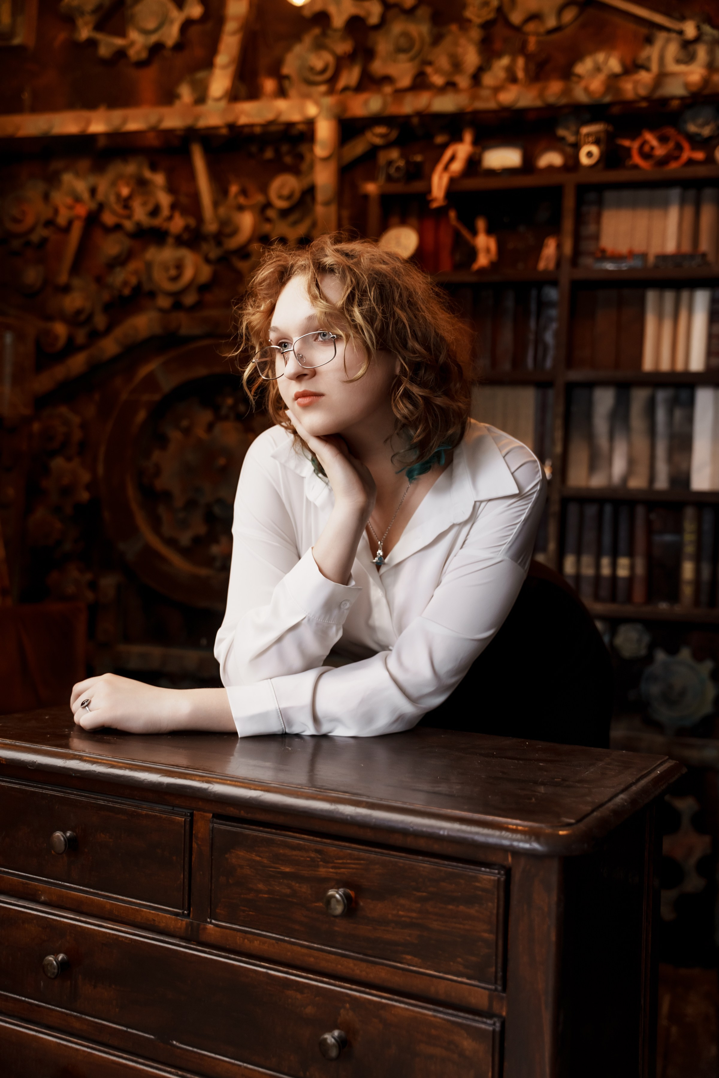 Темная локация в студия Фотоотдел. Ольга Плаксина фотограф в Саратове