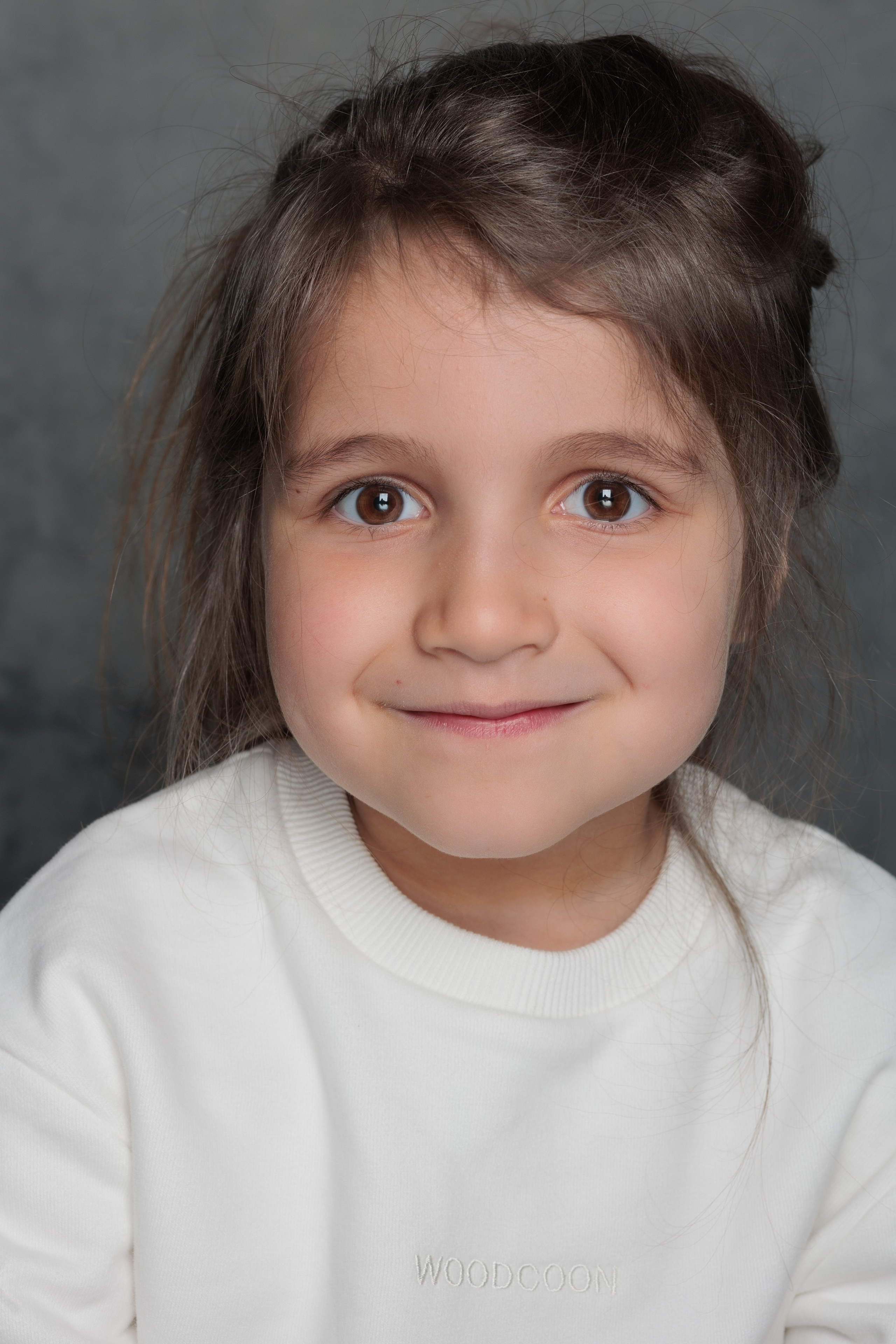 НАОМИ. Я фотограф из Москвы к Вашим услугам