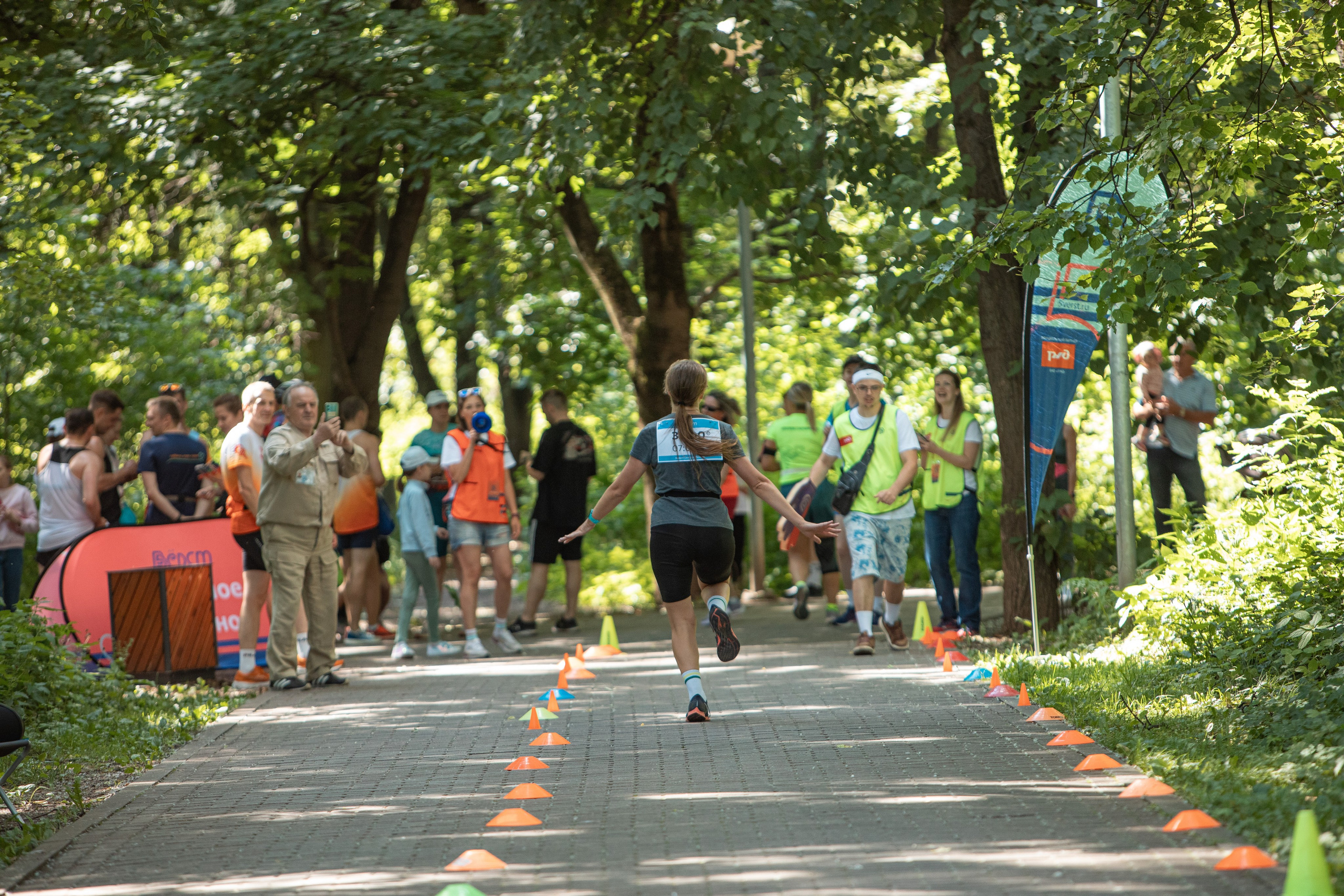 109 забег 5 вёрст Северное Тушино, 22.06.24. Фотограф Сергей Ловкий