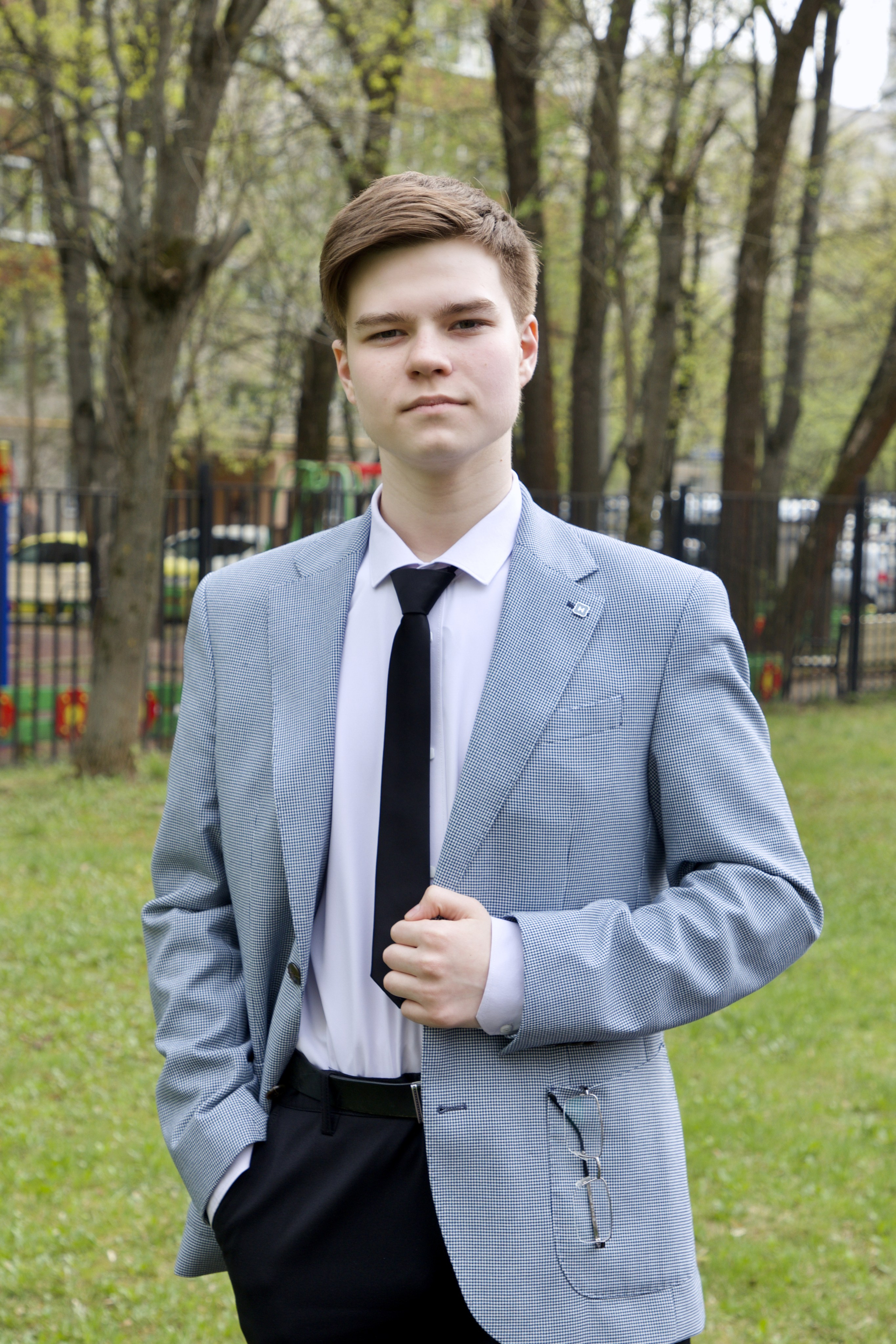 9/11 класс. Портреты. Школьные выпускные альбомы в Москве Марина Николаева