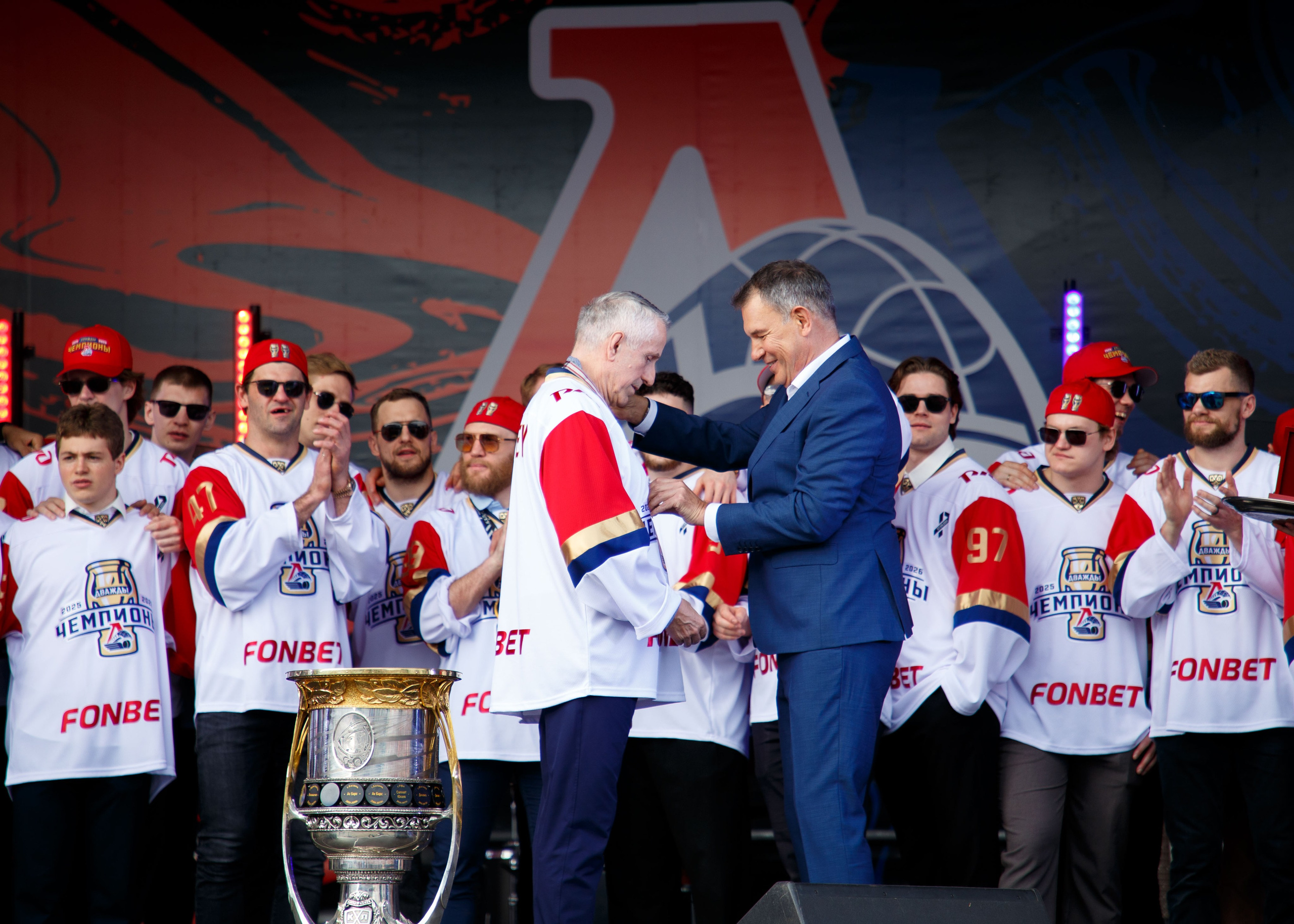 Парад чемпионов (Советская площадь). Репортажный и портретный фотограф в Ярославле Константин Горбачев