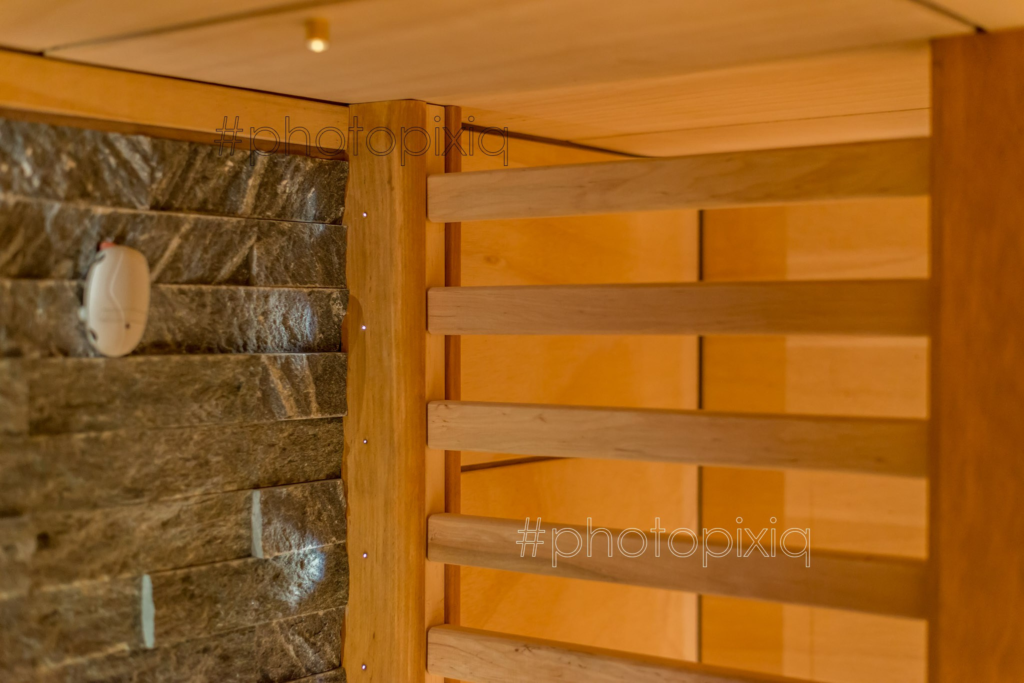 Интерьерная съёмка сауны с электропечью HARVIA. Интерьерная съёмка и виртуальные туры — Интерьерный фотограф Кузнецов Сергей (photopixiq)