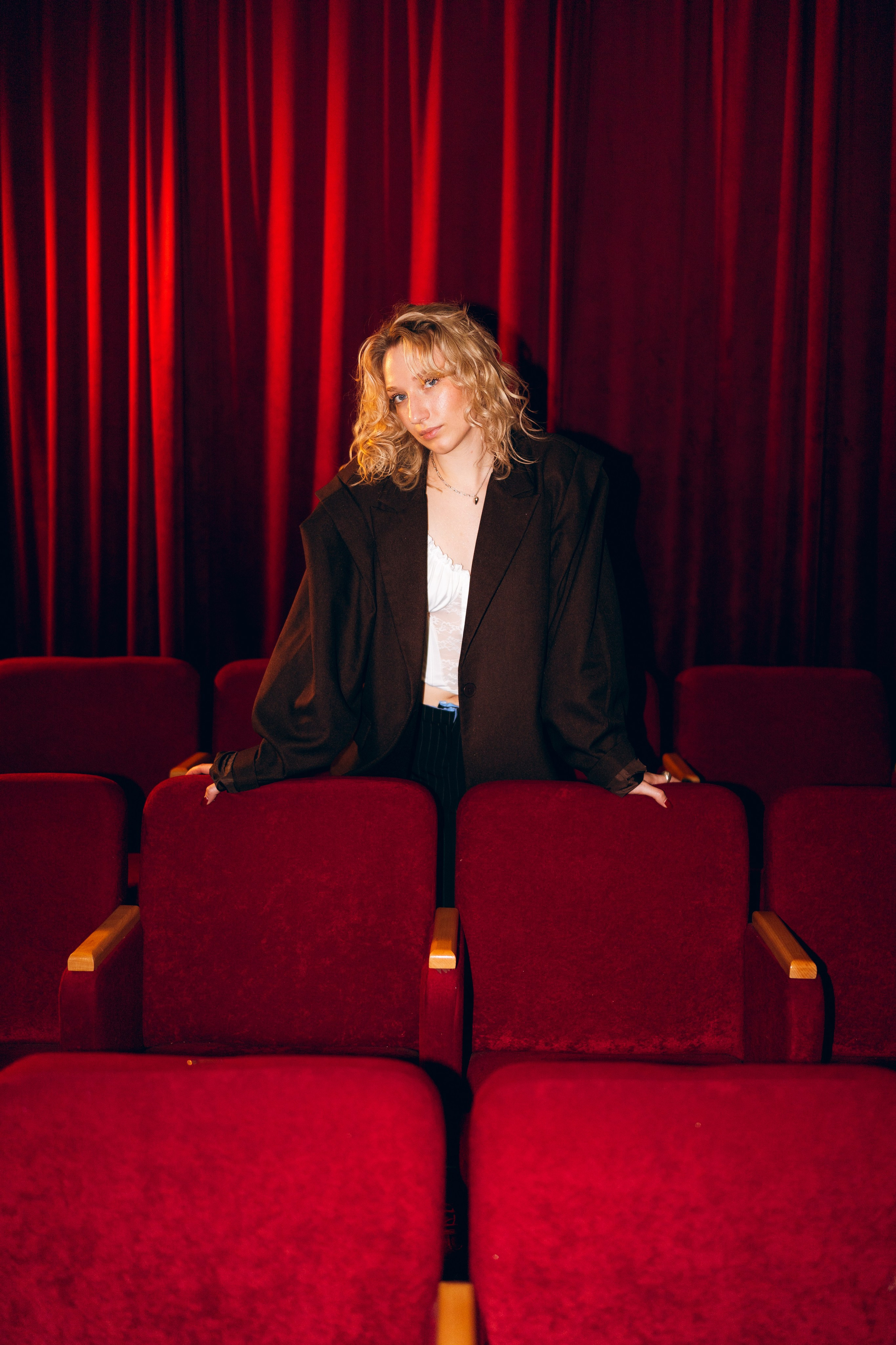 Софа в кино?. Максим Яковлев — фотограф в Москве