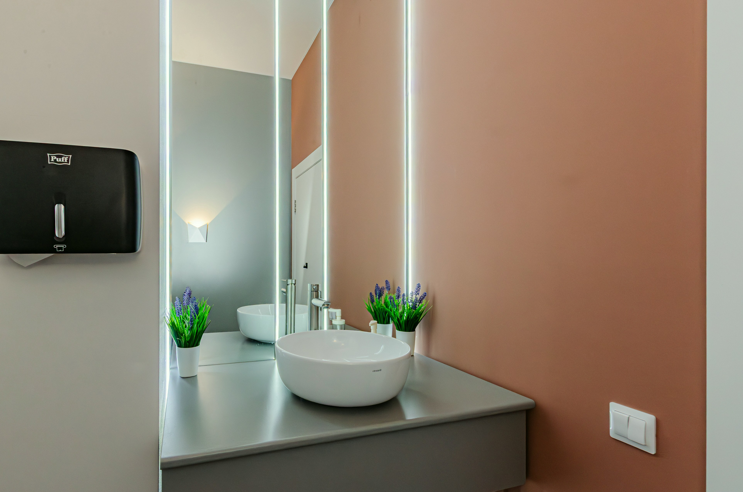 Салон красоты Glow. Nataliphotokzn.ru Фотограф. Казань. Интерьерная съёмка