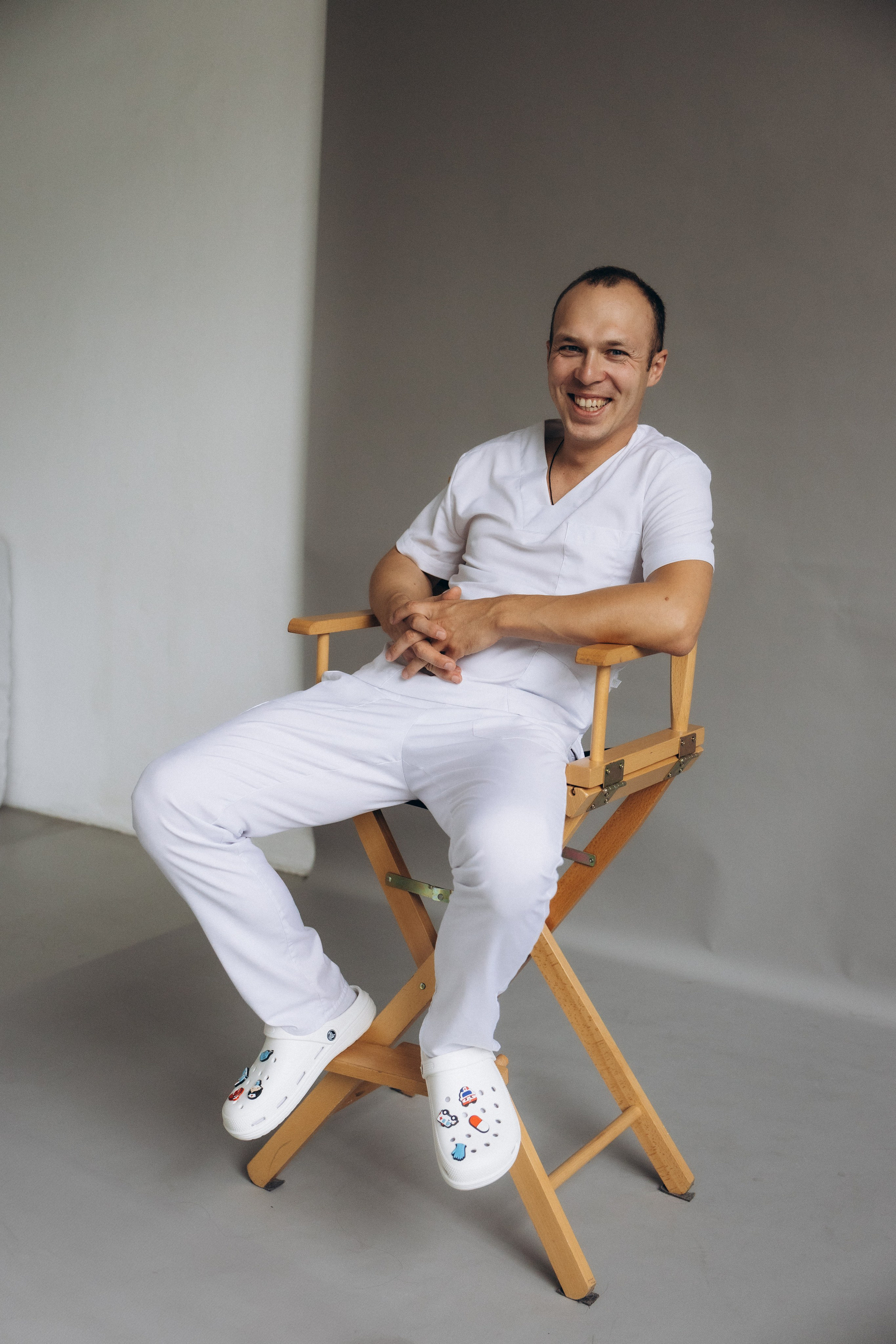 Фотосессия стоматологов в студии. Фотограф Артем Бросов в Санкт-Петербурге и Дубае