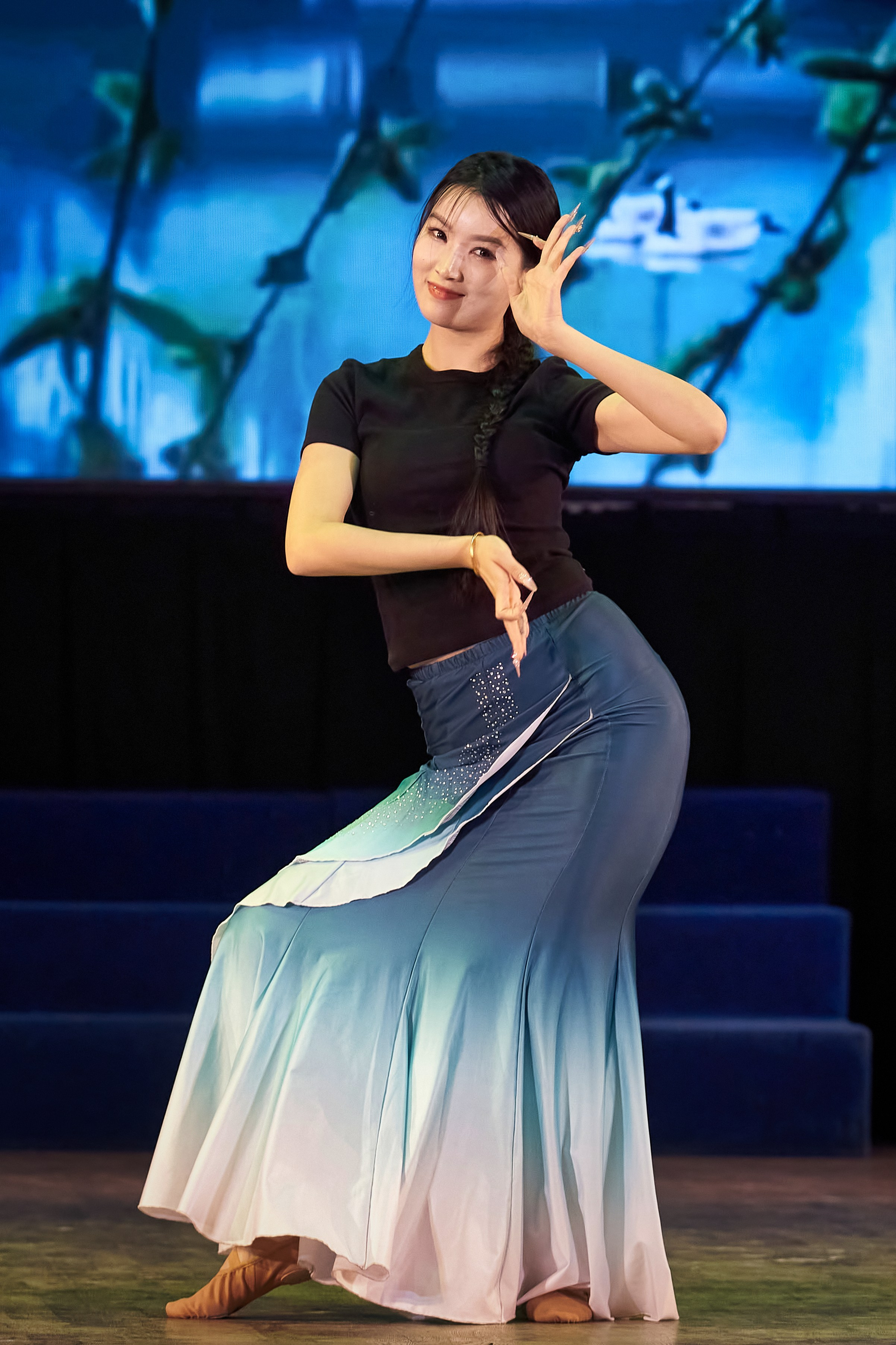 Лю Вэй. Китай. Танец встречи с весной