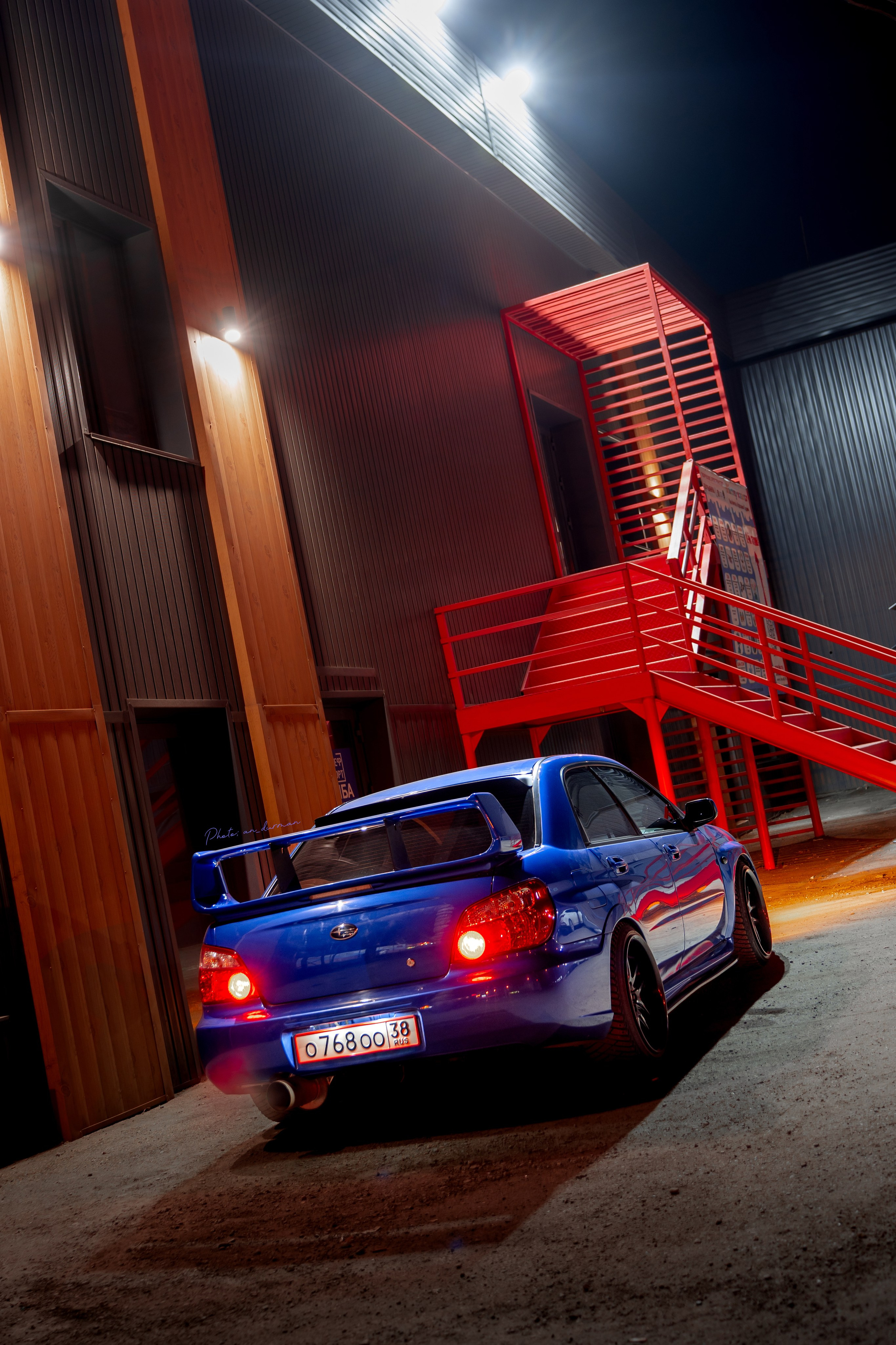 Subaru Impreza WRX STI 25'. Фотограф, видеограф и пилот дрона на Байкале