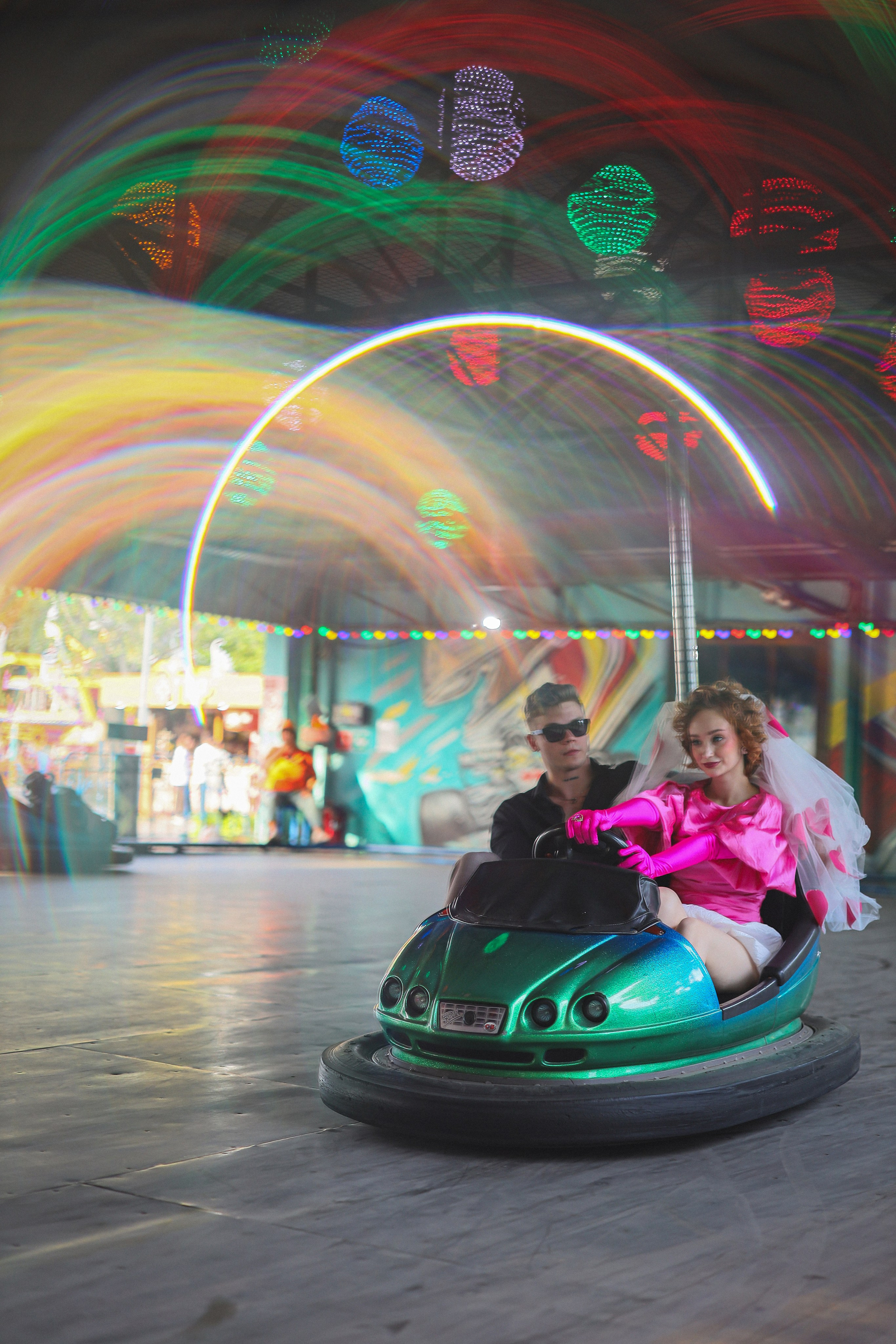 Свадебная фотосессия в парке аттракционов. Свадебный и семейный фотограф в Абхазии Жанна Соснина