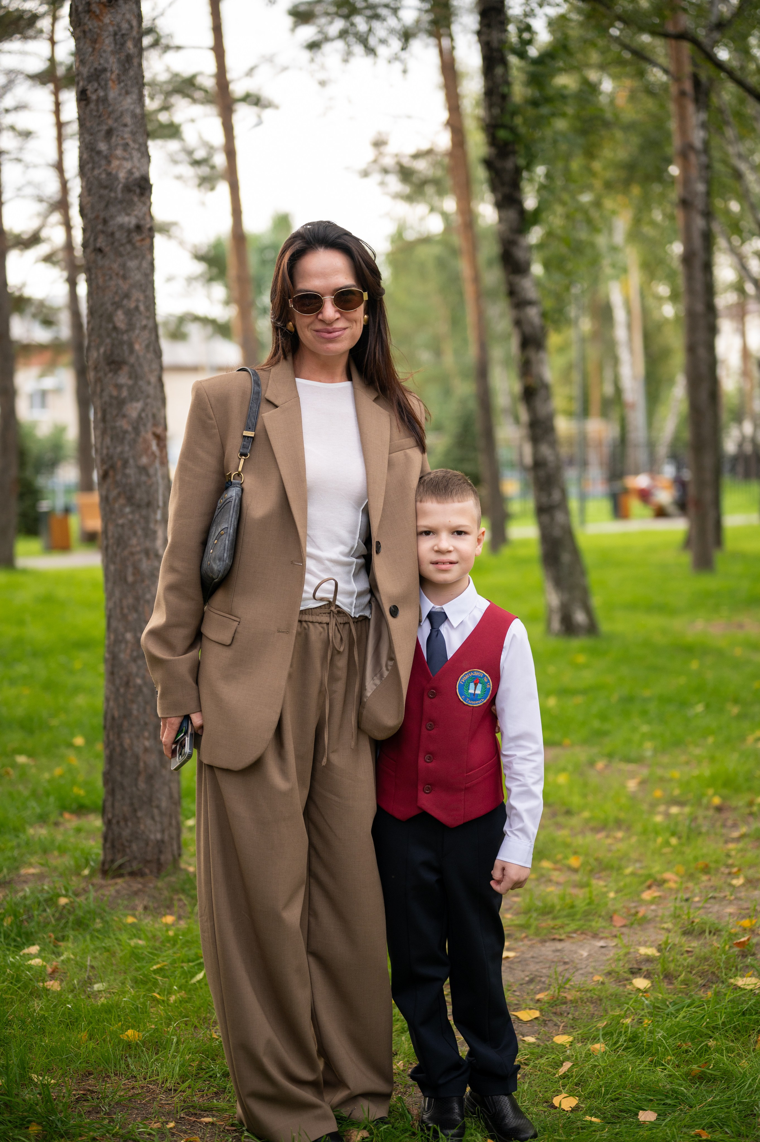 1 сентября 16 гимназия 2 класс (линейка + в классе+ на улице). Фотограф новорожденных, семейный детский в Тюмени Татьяна Морозова