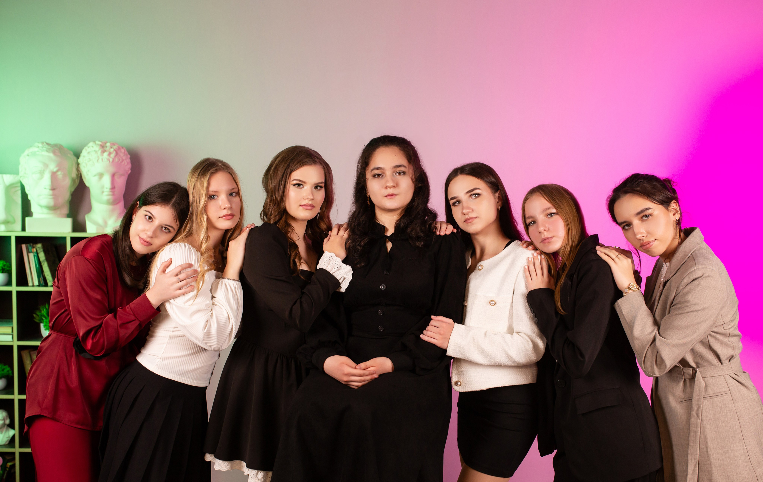 Выпускники 9 и 11 классов. Фотограф в г. Сургуте Марина Киприна