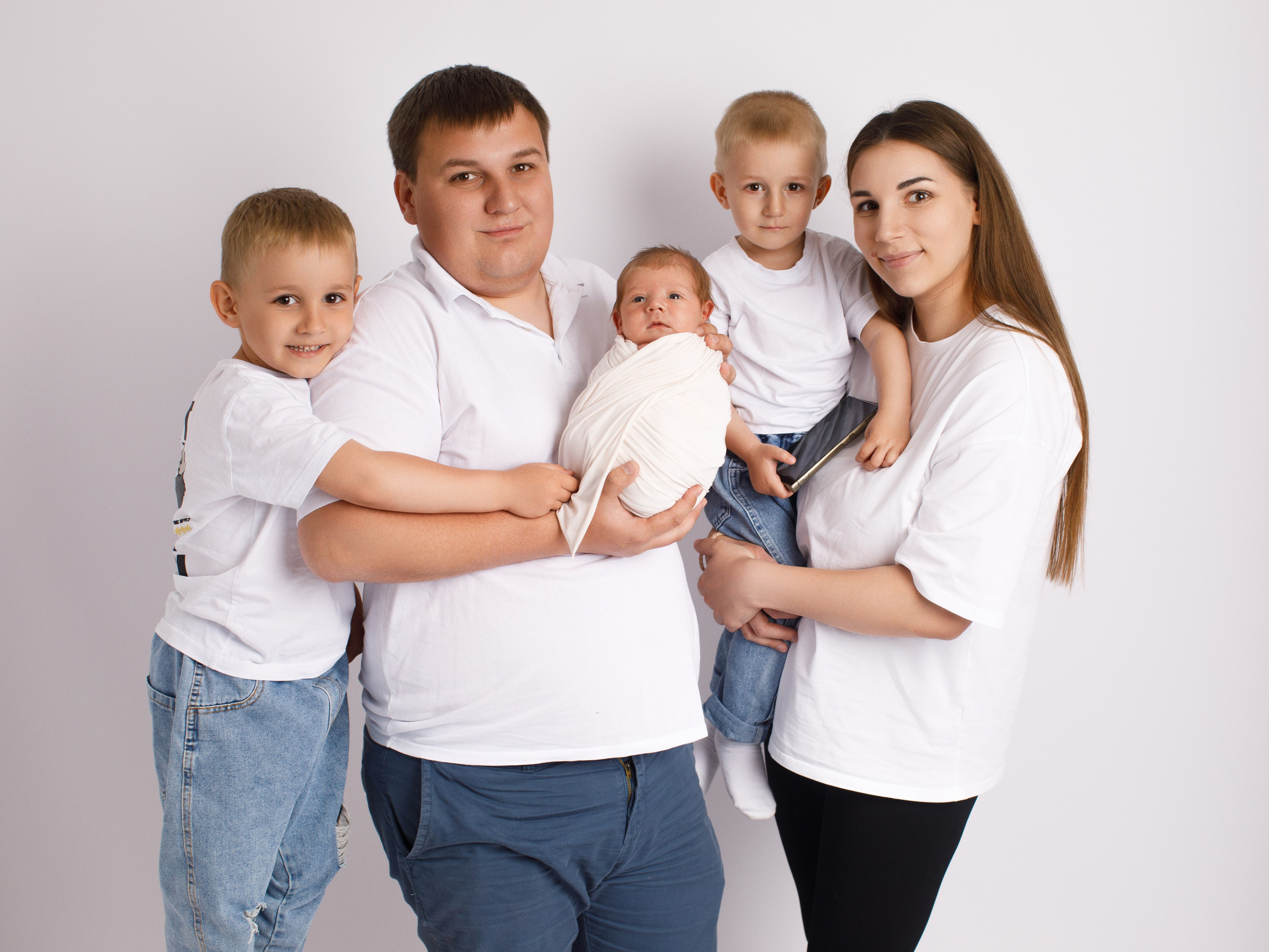 Примеры с семьей. Фотограф новорождённых и детей до года на КМВ