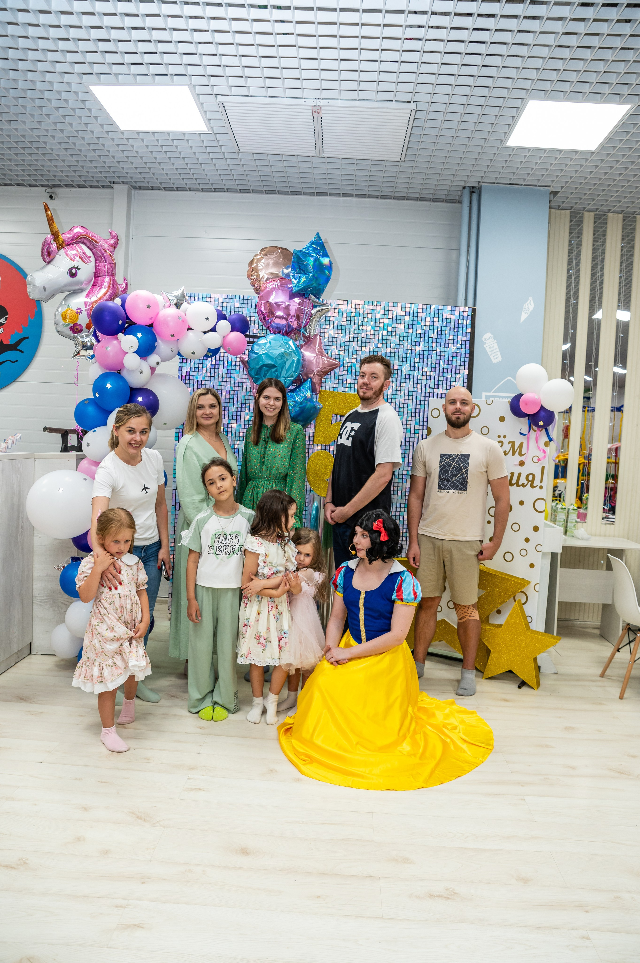 Игротека Ниндзя Кидс. Я Ольга Казанцева, фотографирую снимаю ваши киноистории и печатаю фото и цифровые портреты на холсте