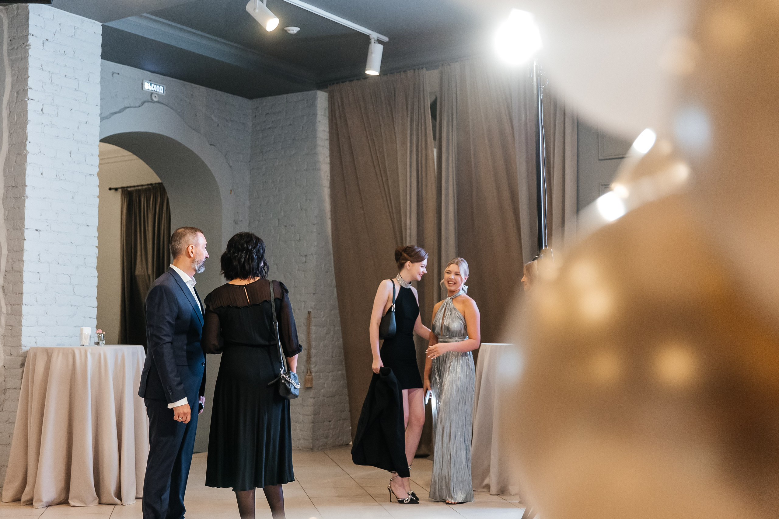 2023-06-23 Выпускной МБОУ СОШ № 10. Фотограф в Красноярске