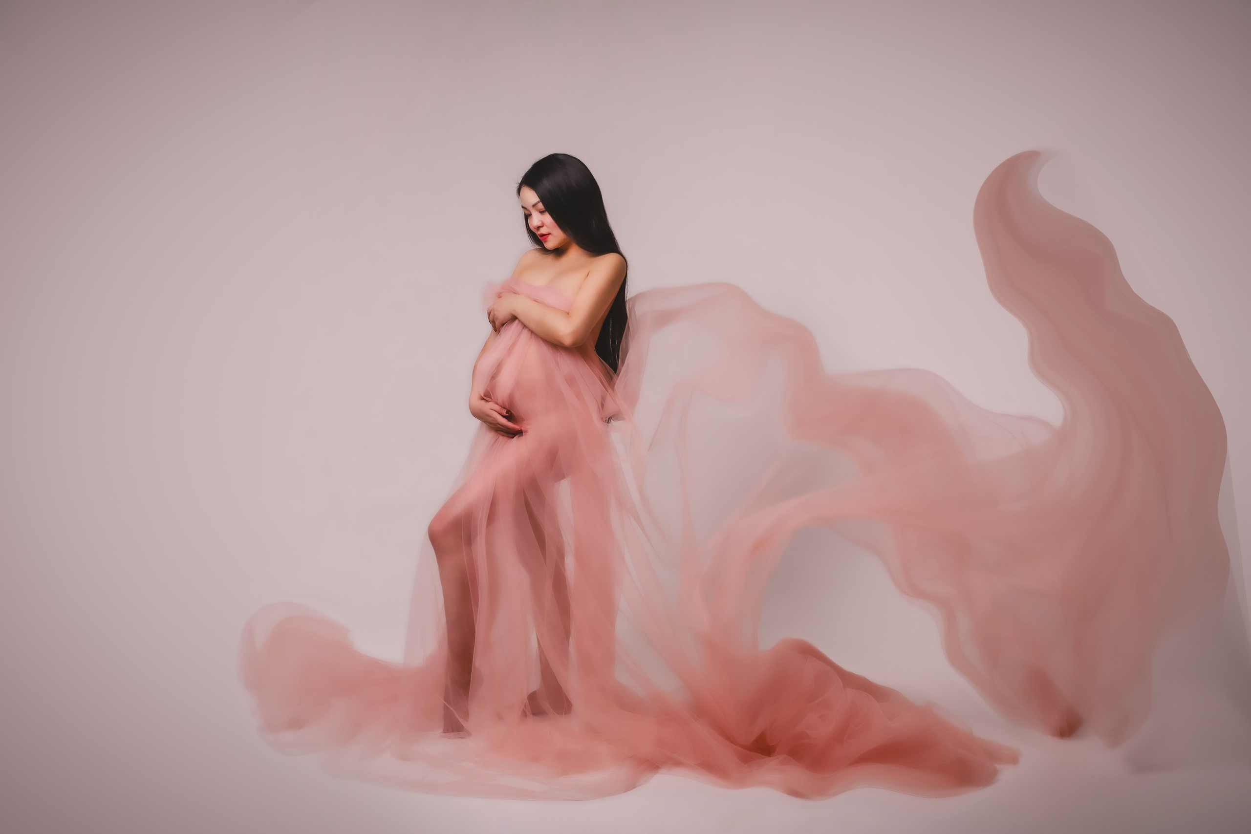 Беременность Алии. Фотограф беременности и семейных историй Эльвира Акарибе в городе Краснодар!