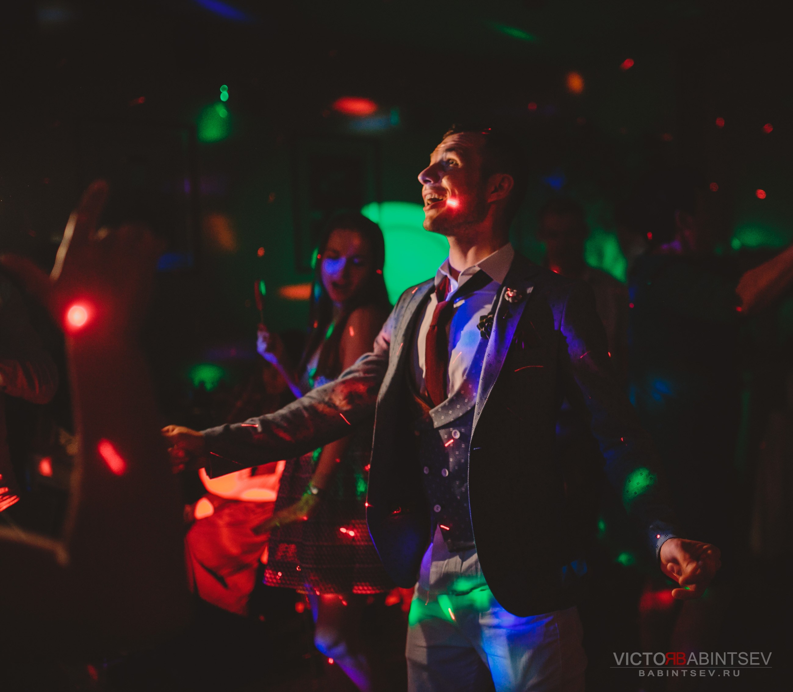 Иван и Елена. Семейный и репортажной фотограф в Красноярске и Москве Виктор Бабинцев