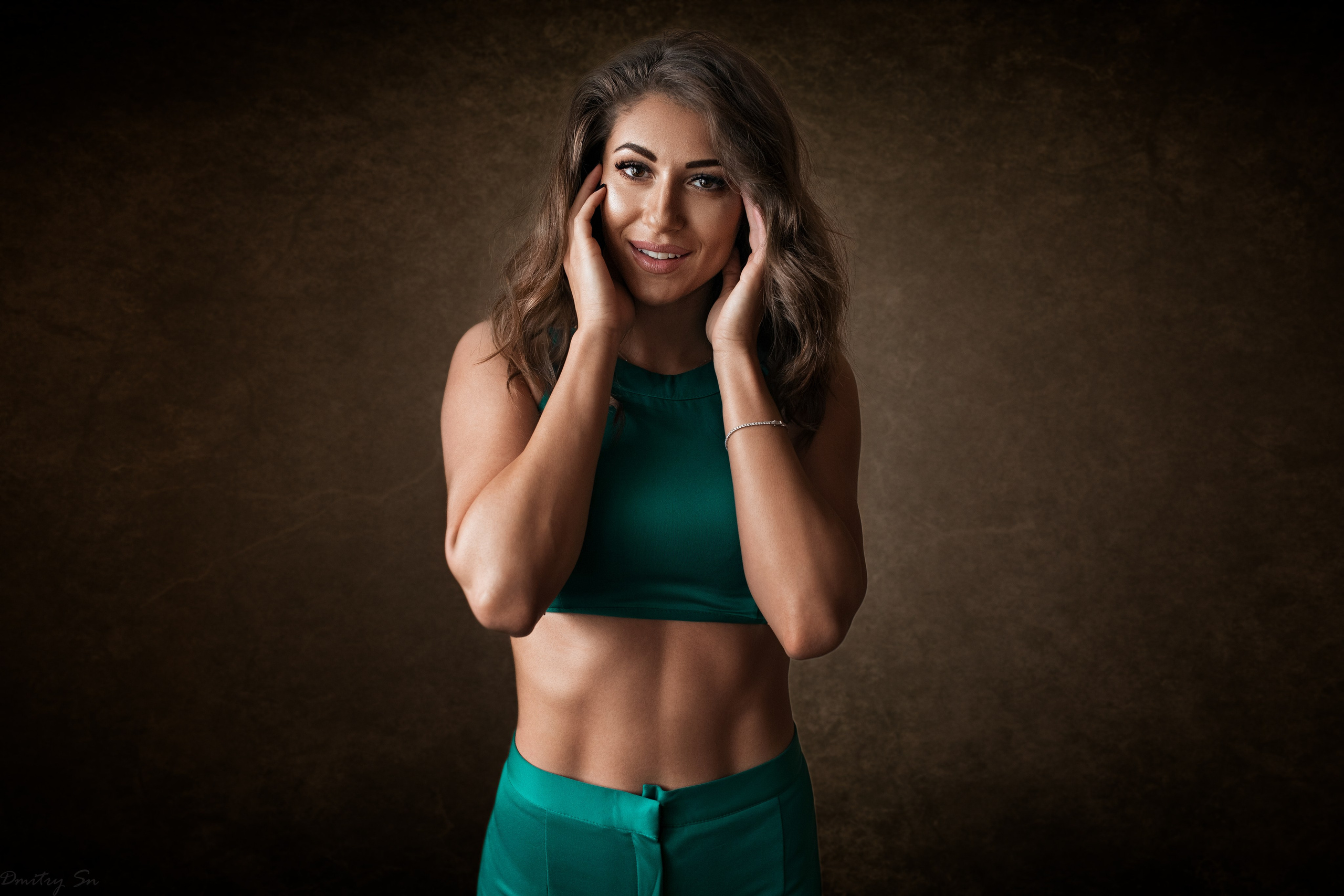 Фотосет у окна с Дарьей для «себя»