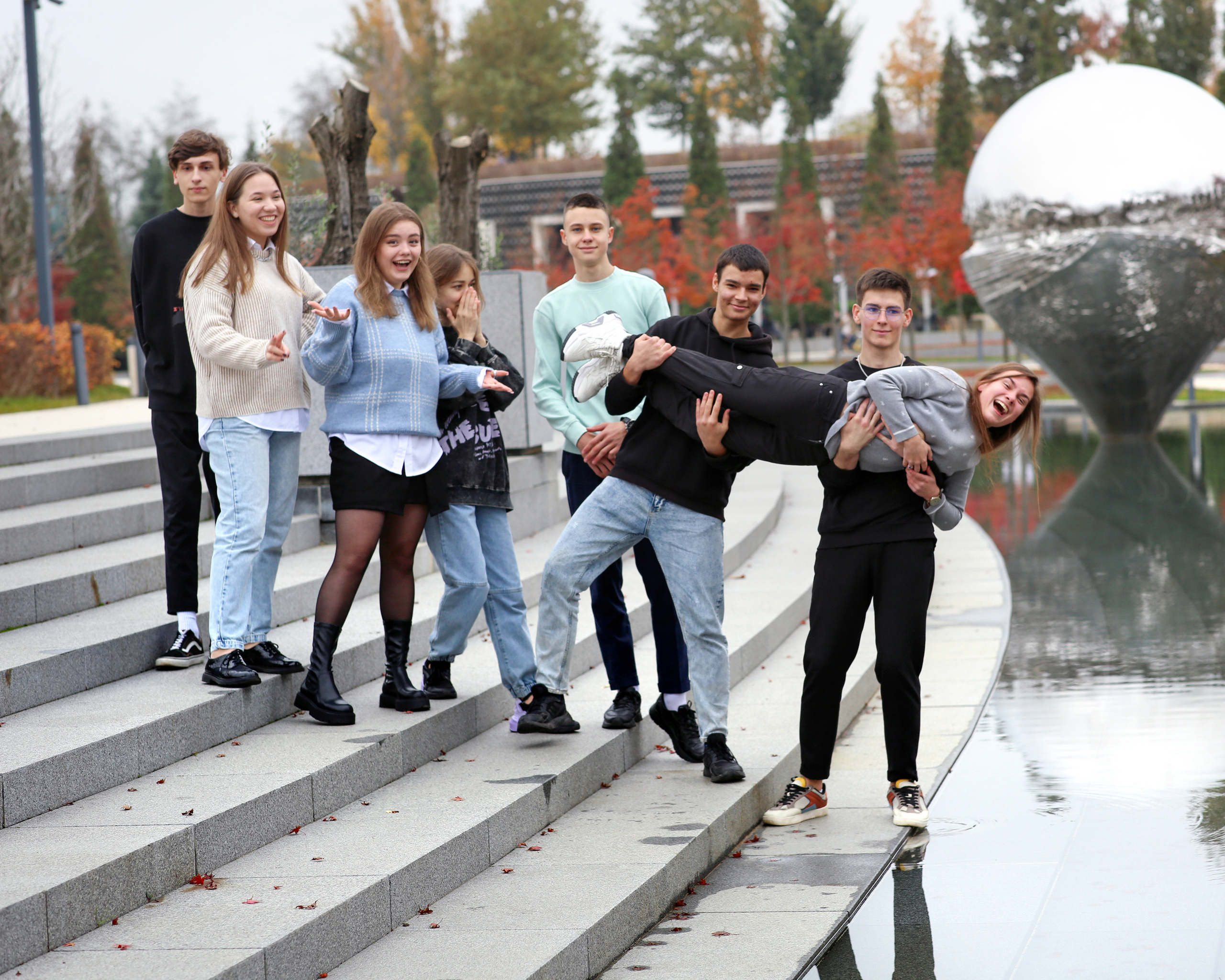 Коллажи 9-11 класс. Школьные фотоальбомы, фотосессии, шаблоны фотокниг, школьный фотограф