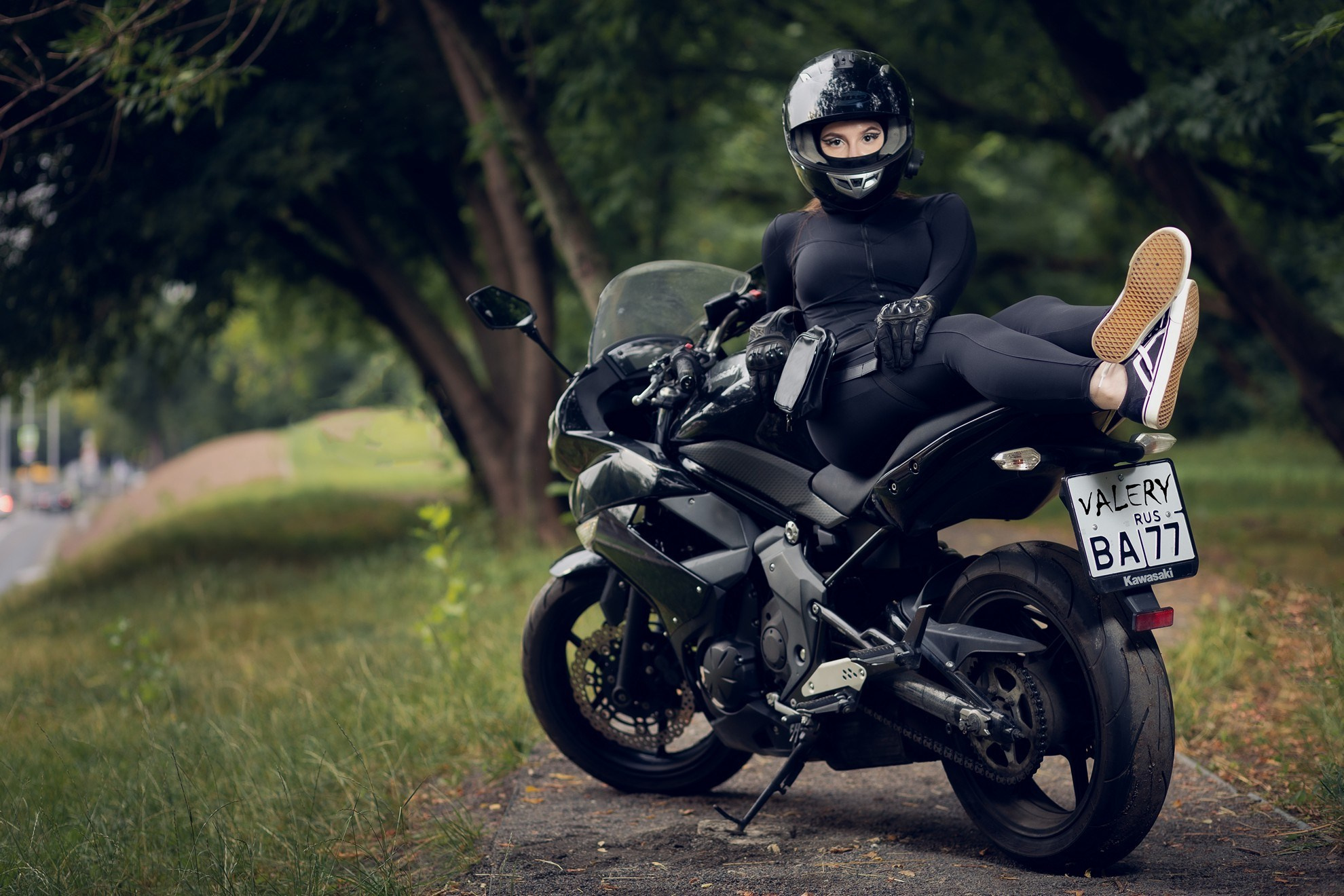 Портрет с мото. Свадебный и репортажный фотограф в Москве и Московской области