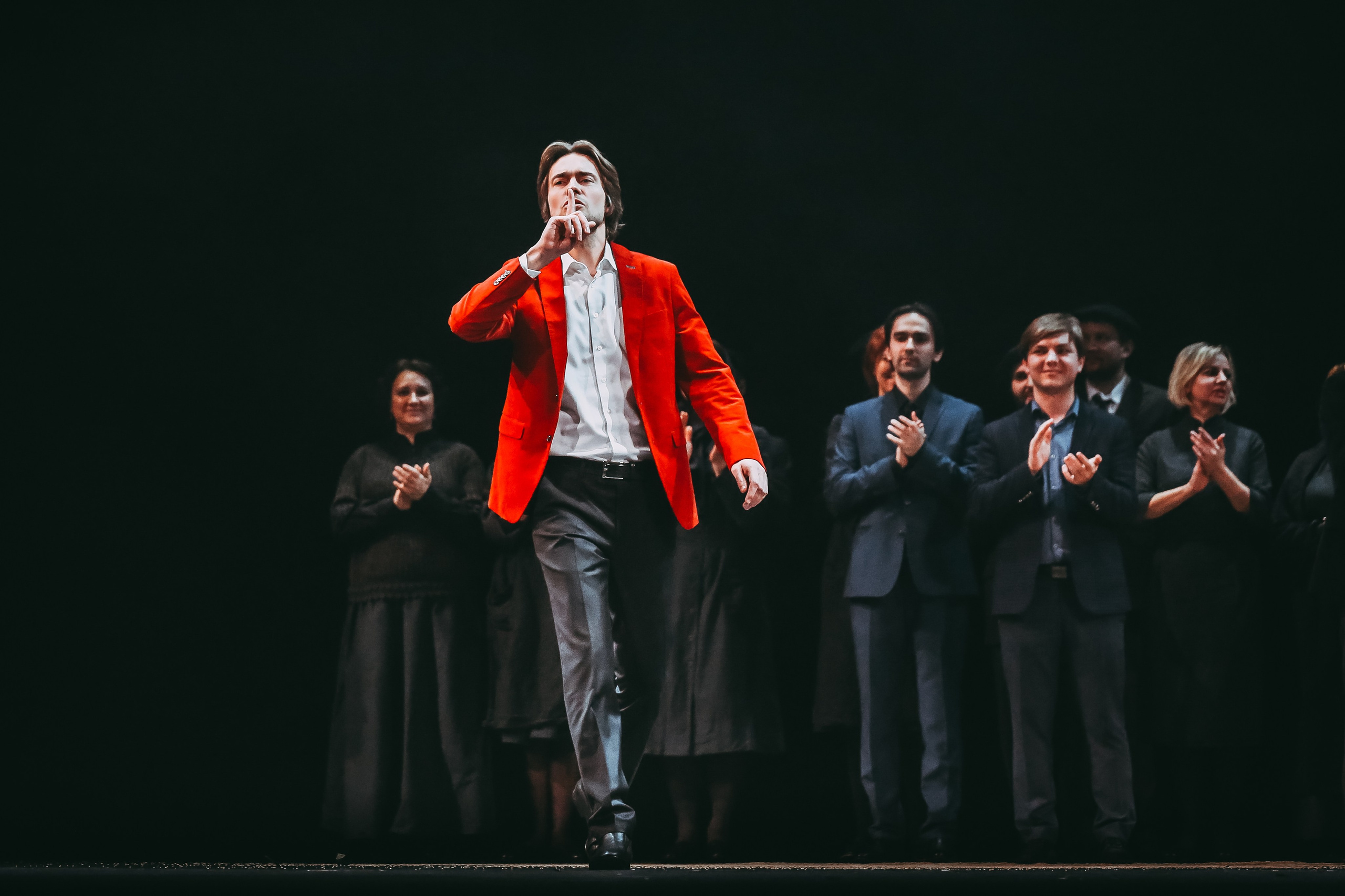 «Влюбленный дьявол» Александра Вустина в МАМТе. Дарья Письменюк / Darya Leitstern — фотограф, музыкант, журналист, путешественник