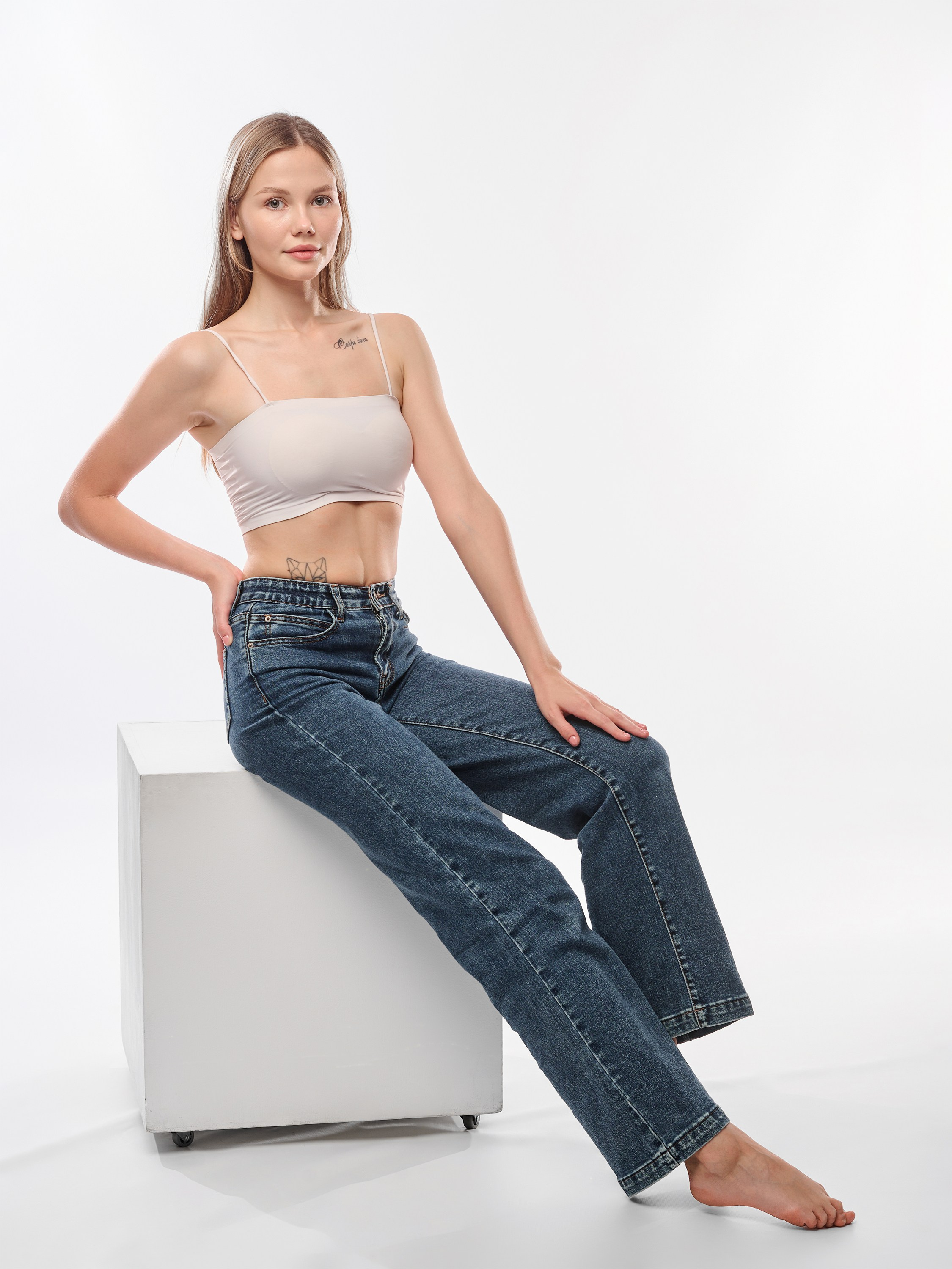 Как сделать фотографии на белом фоне дорогими. Контент фотограф для бизнеса и маркет-плейсов