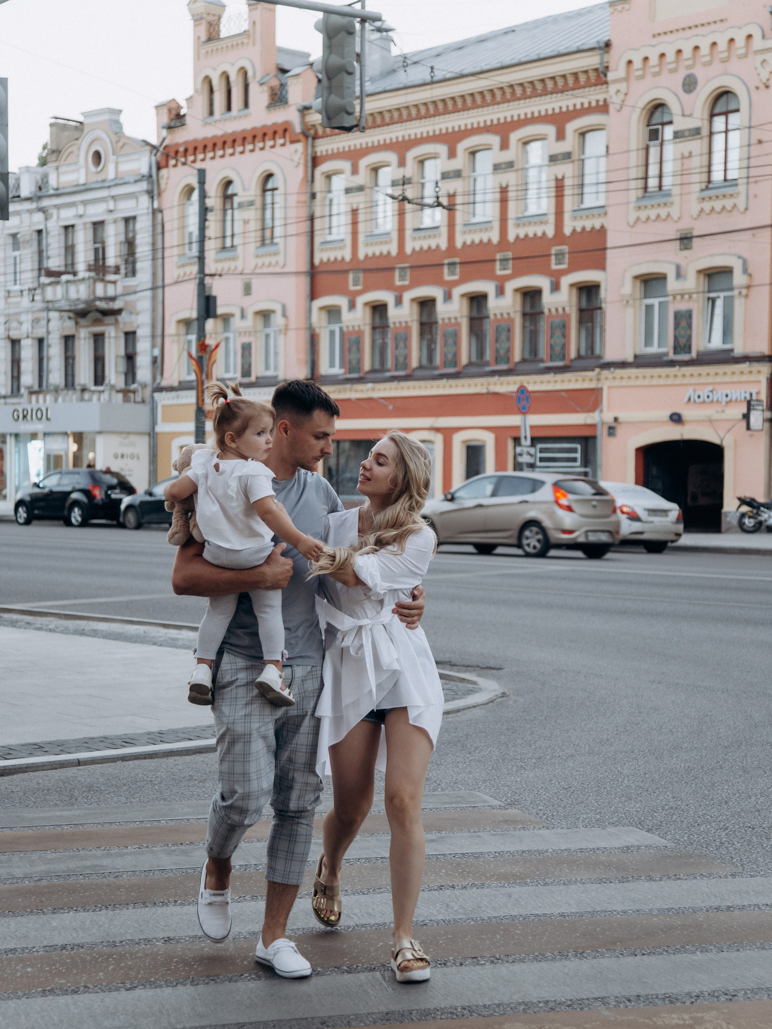 Рома, Лера и Мира. Свадебный фотограф в Воронеже