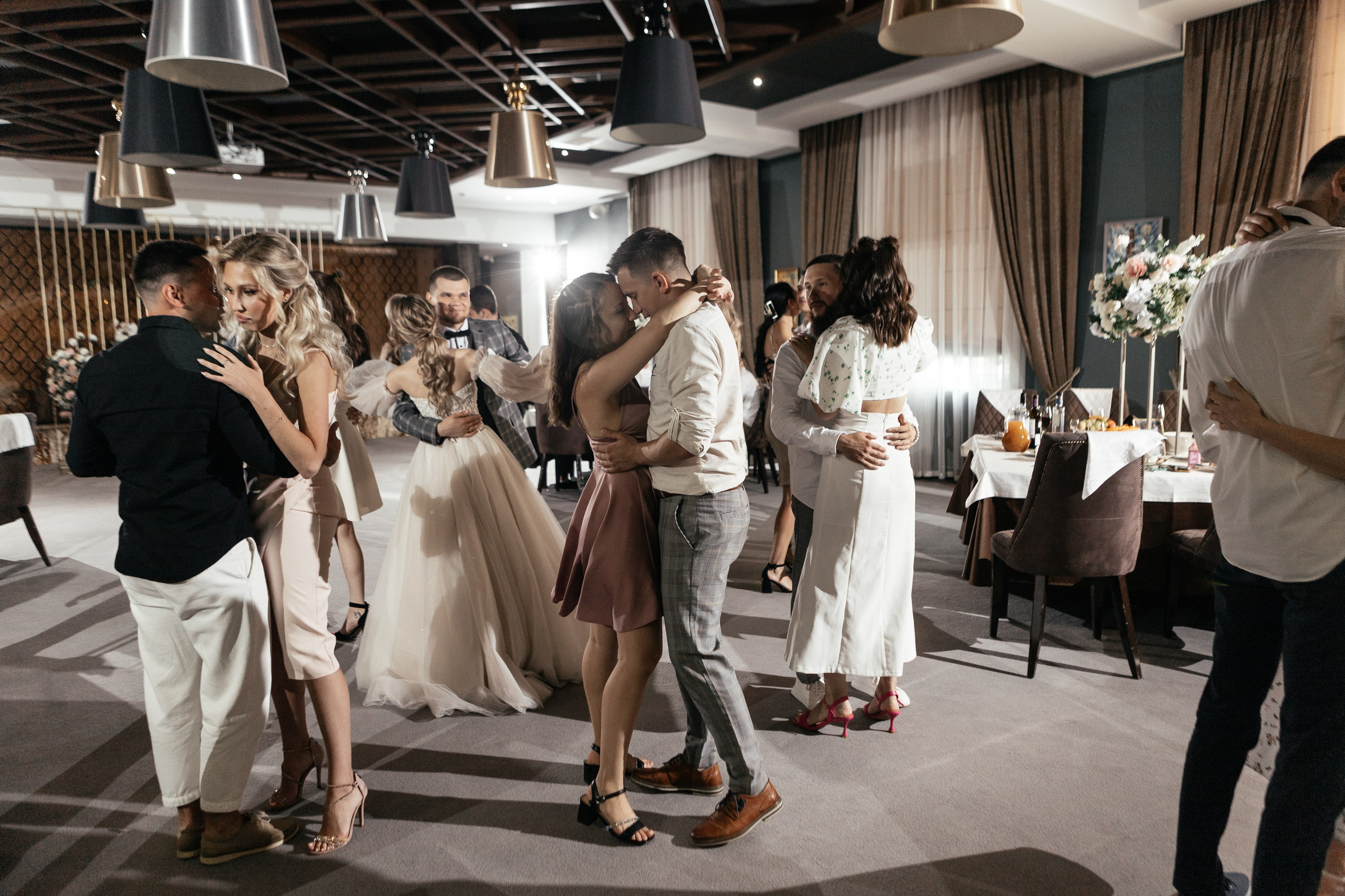 Свадебный фотограф Уфа — Руслан ГабдлисламовЖивые эмоции, красивые кадры, воспоминания на всю жизнь.Работаю по всей Республике Башкортоста. Свадебный фотограф Уфа Руслан Габдлисламов