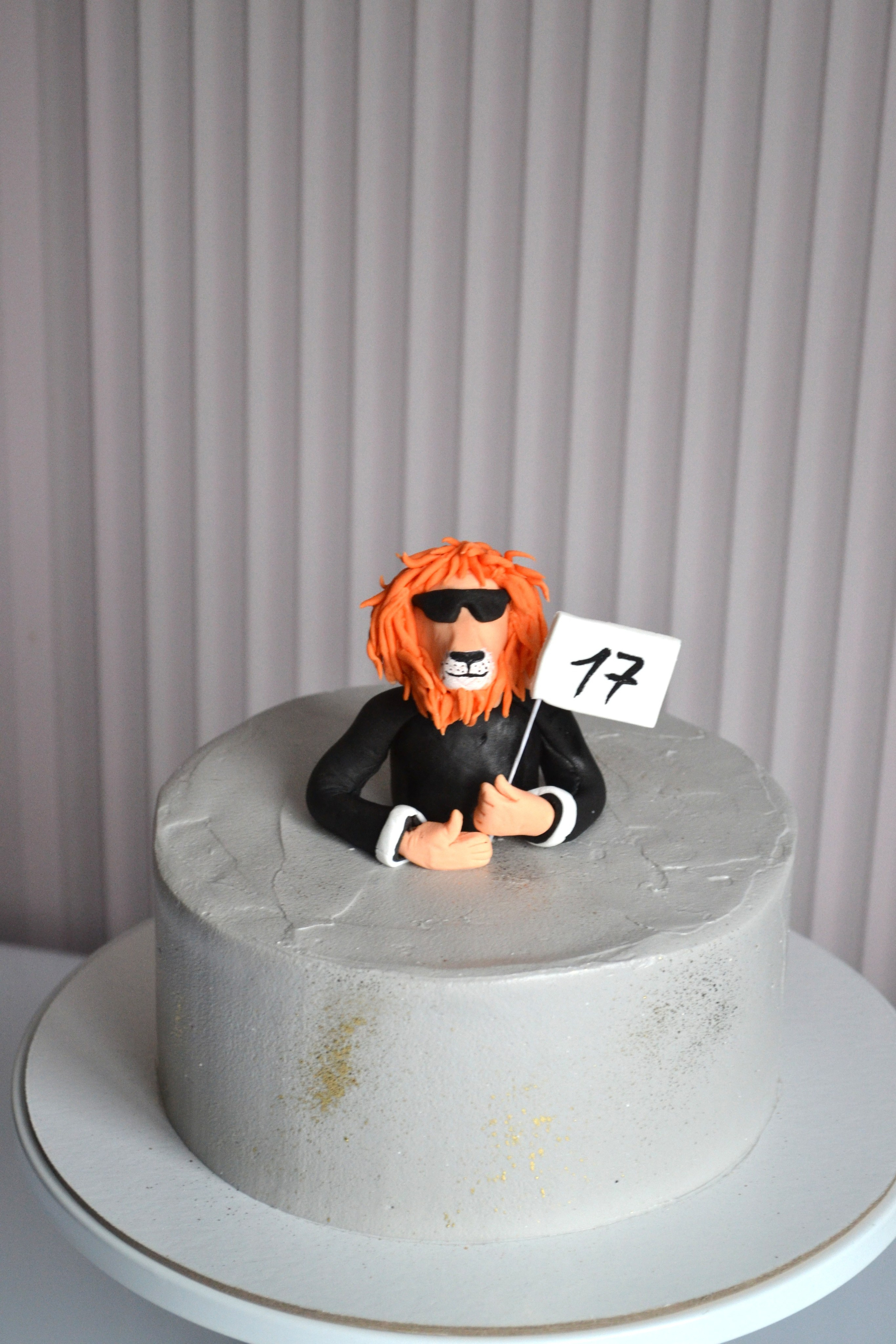 Торты на праздники. Семейная кондитерская. Торты и десерты на заказ в Москве и области