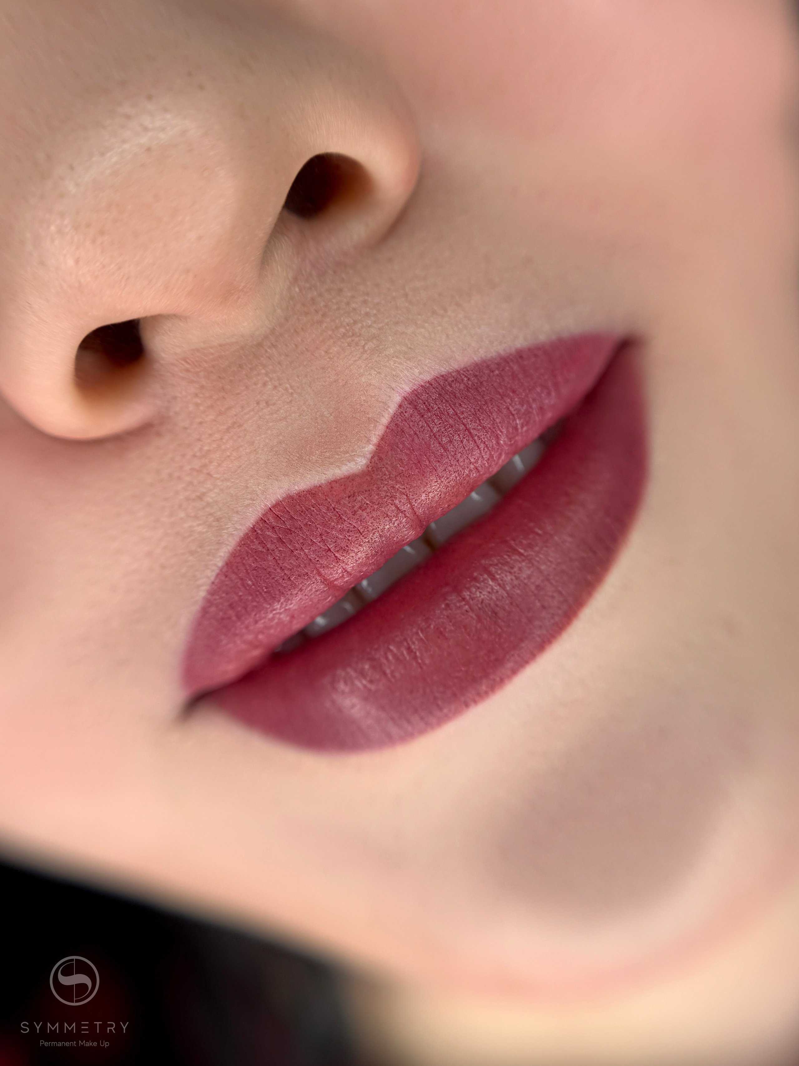 Кристина. Студия перманентного макияжа, косметологии и массажа SYMMETRY в Москве, м. Киевская