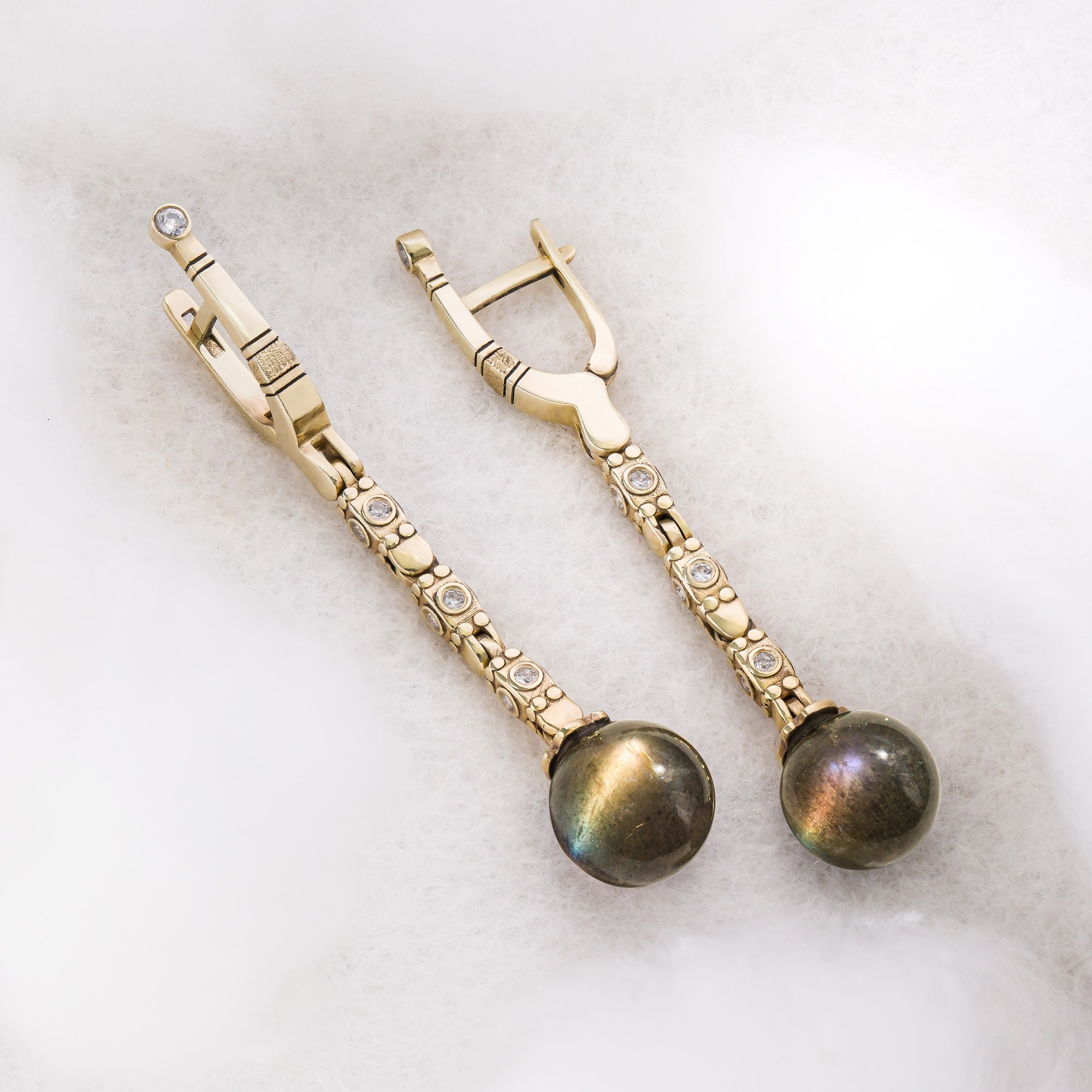 IRStudio: фотосъемка ювелирных изделий. Рекламный и предметный фотограф Марченков Антон