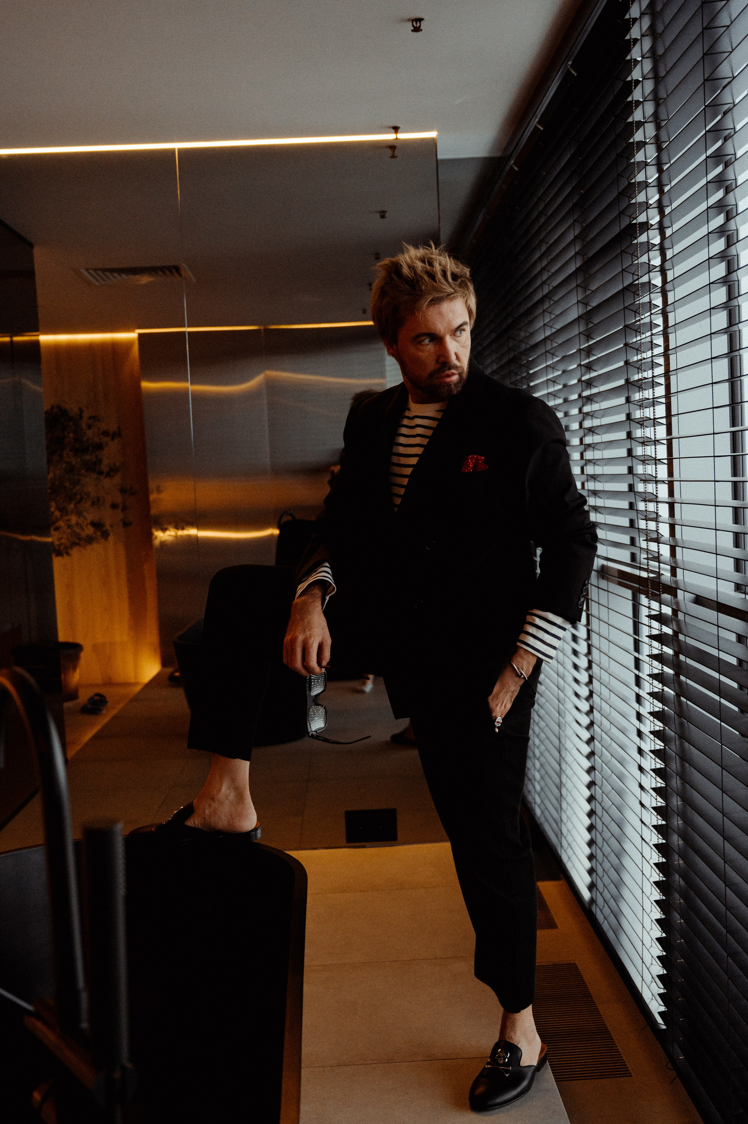 Максим. Профессиональный фотограф беременности в СПБ. Стильные фотосессии беременности в стиле минимализм и классическая фотография