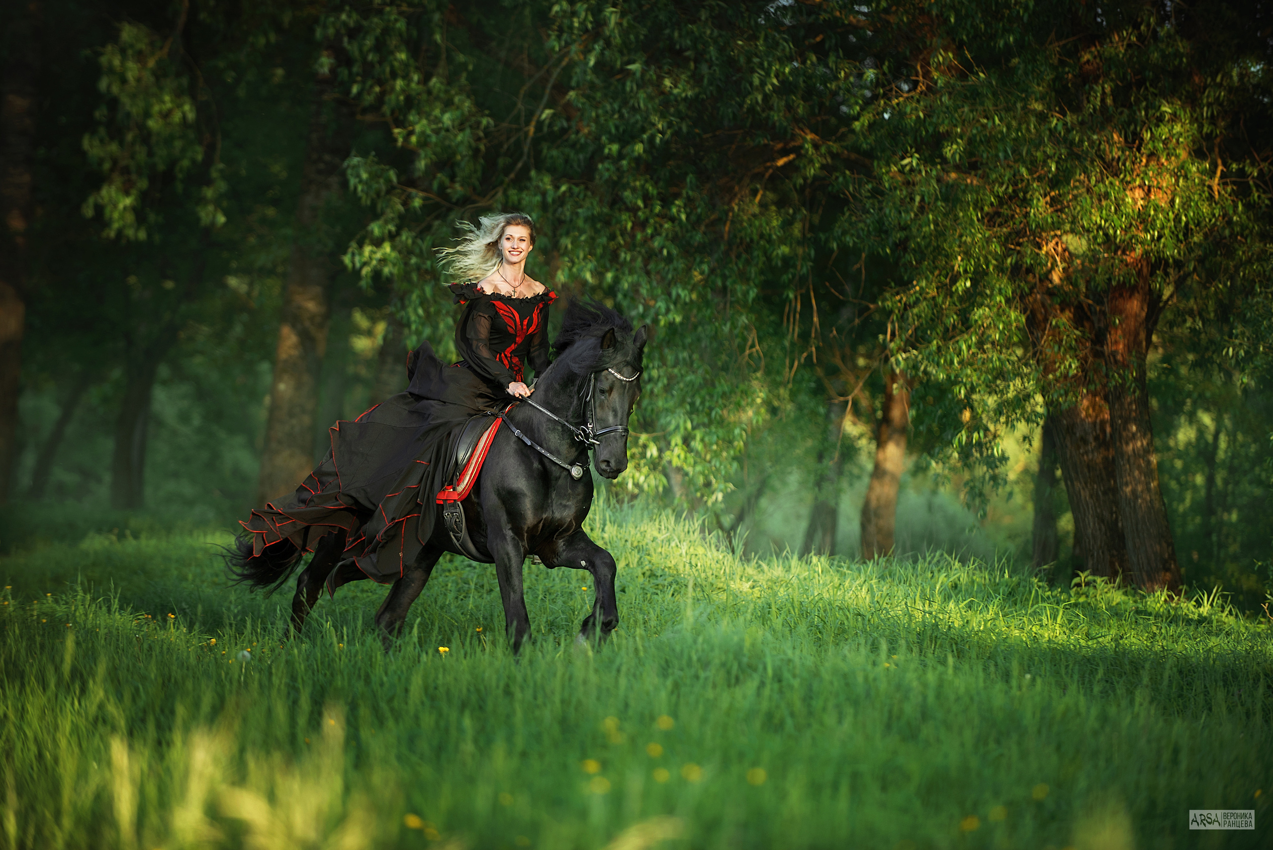 Сказочные съемки с лошадьми. Фотограф Вероника Ранцева, фотосессии с лошадьми в Минске и Могилеве