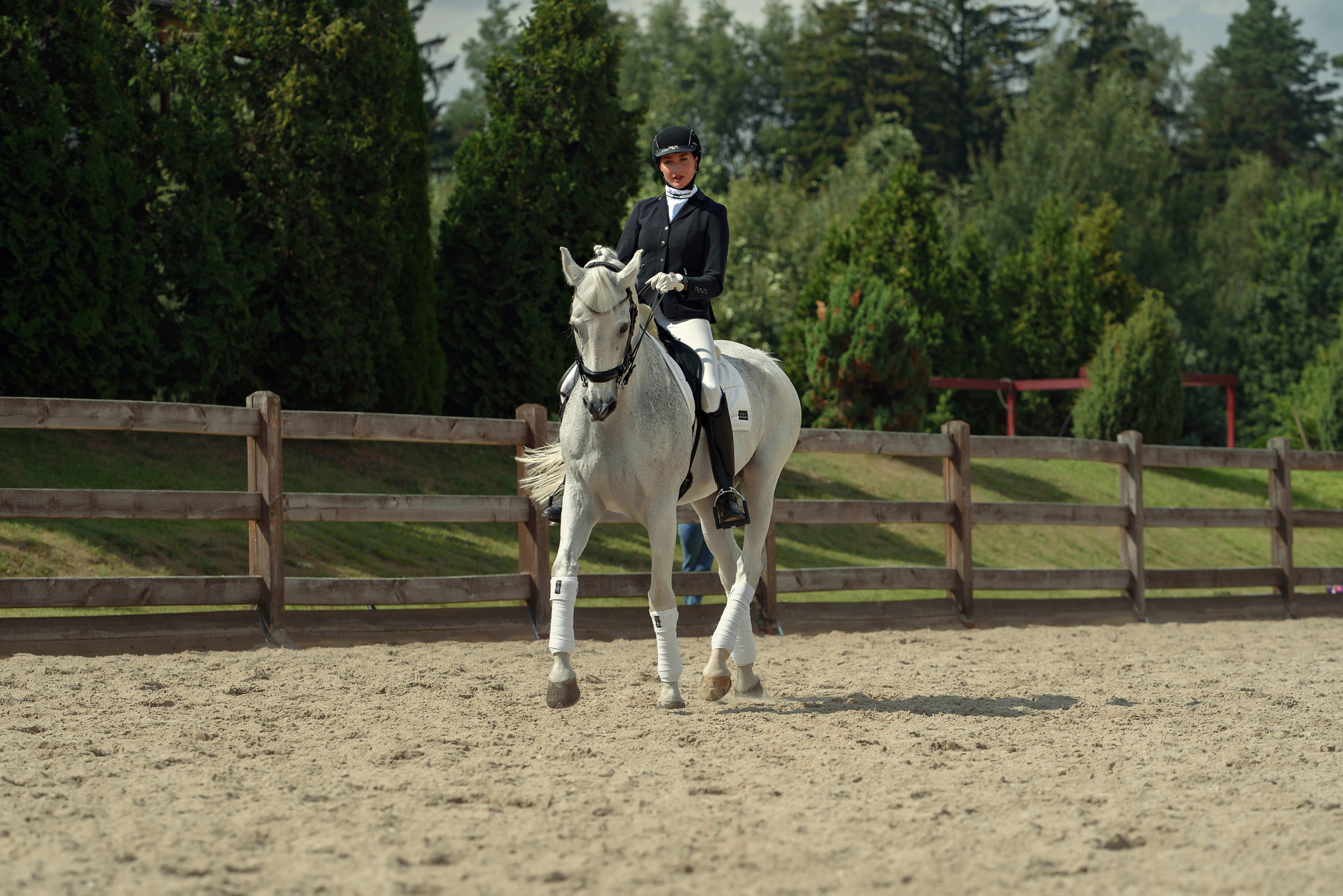 Съемки с лошадьми в стиле «Sport look». Фотограф Вероника Ранцева, фотосессии с лошадьми в Минске и Могилеве