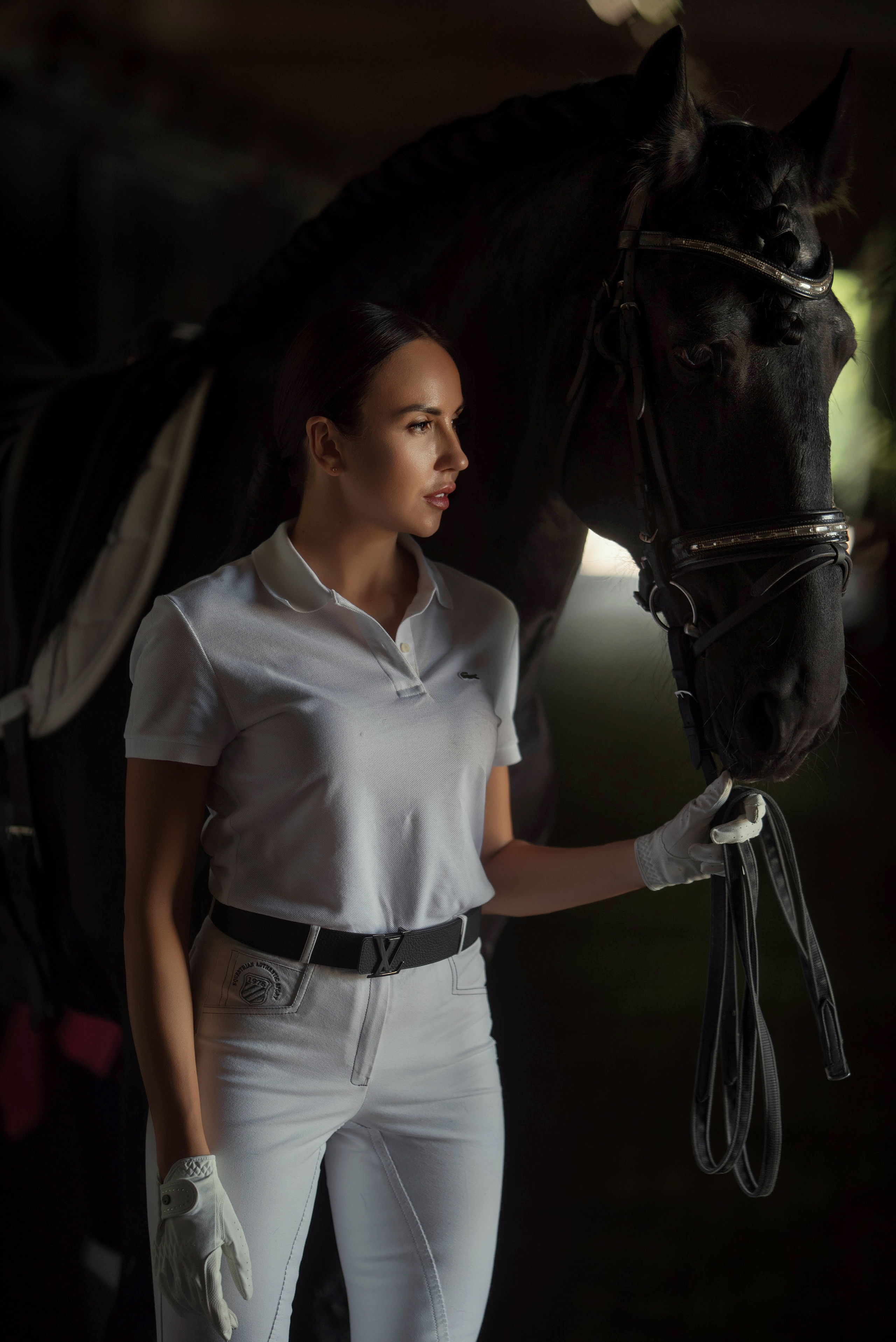 Съемки с лошадьми в стиле «Sport look». Фотограф Вероника Ранцева, фотосессии с лошадьми в Минске и Могилеве