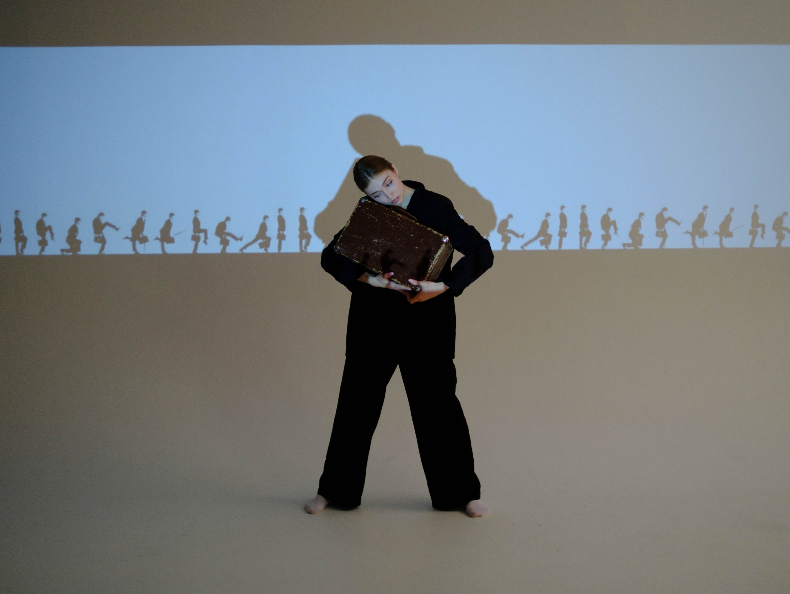 Проектор 16.03.25. Студийный, портретный, семейный фотограф Южно-Сахалинска Яна Радаева