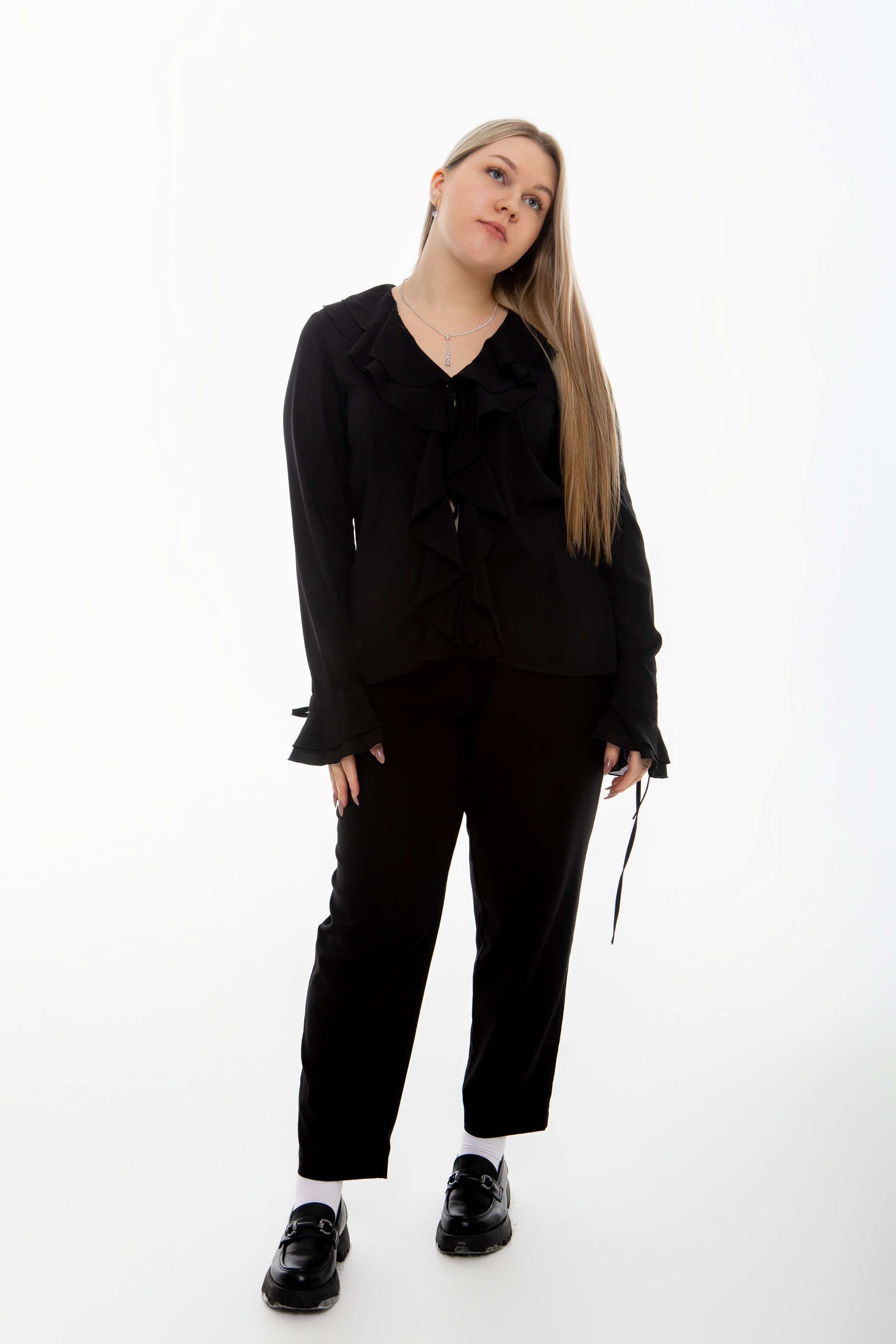 Студия Гимназия 12 11 А 2024 г. Свадебный и портретный Фотограф в Липецке Дмитрий Котюков