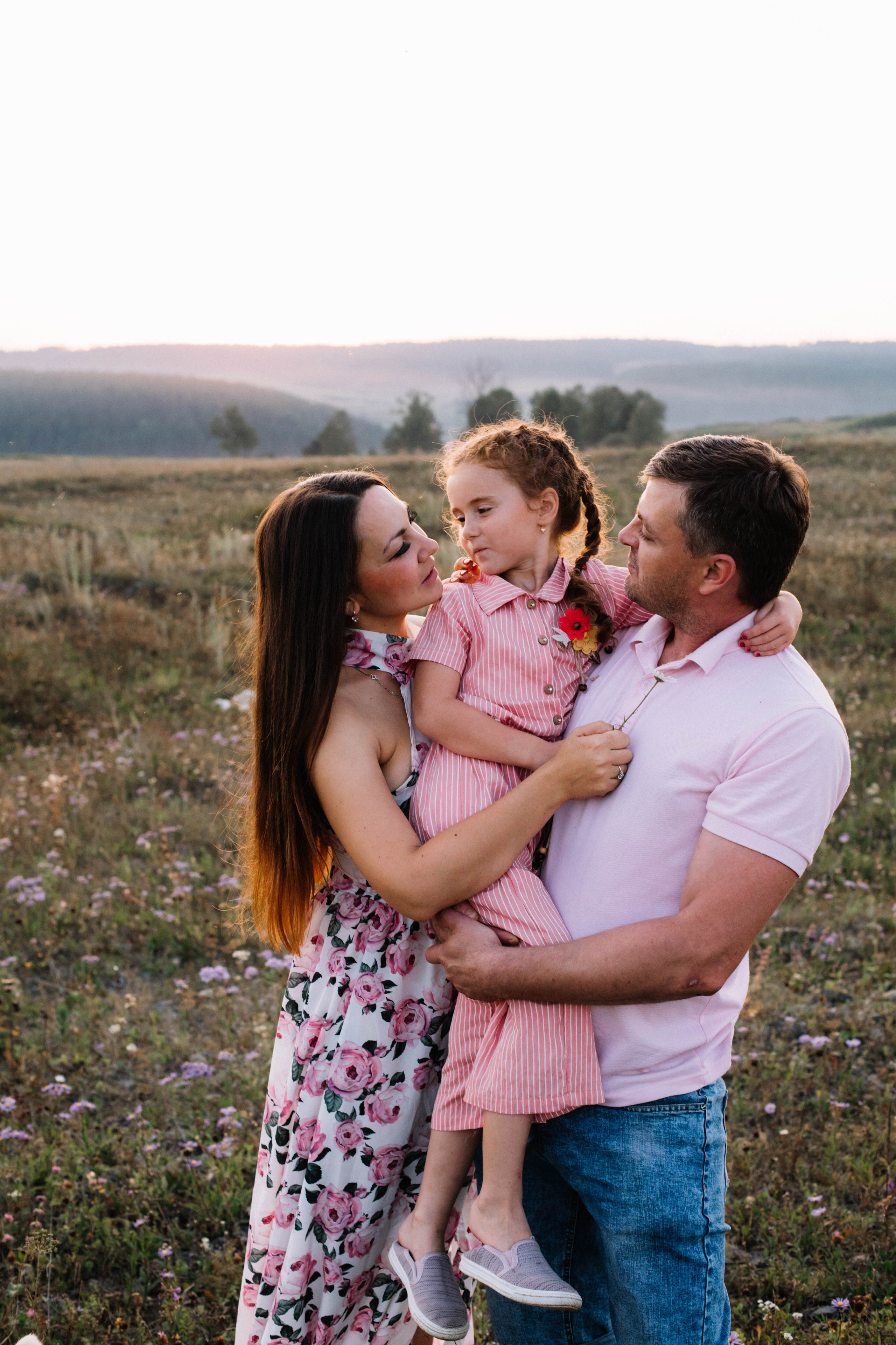 Летний вечер. Фотограф Регина Даниловна Усть — Катав