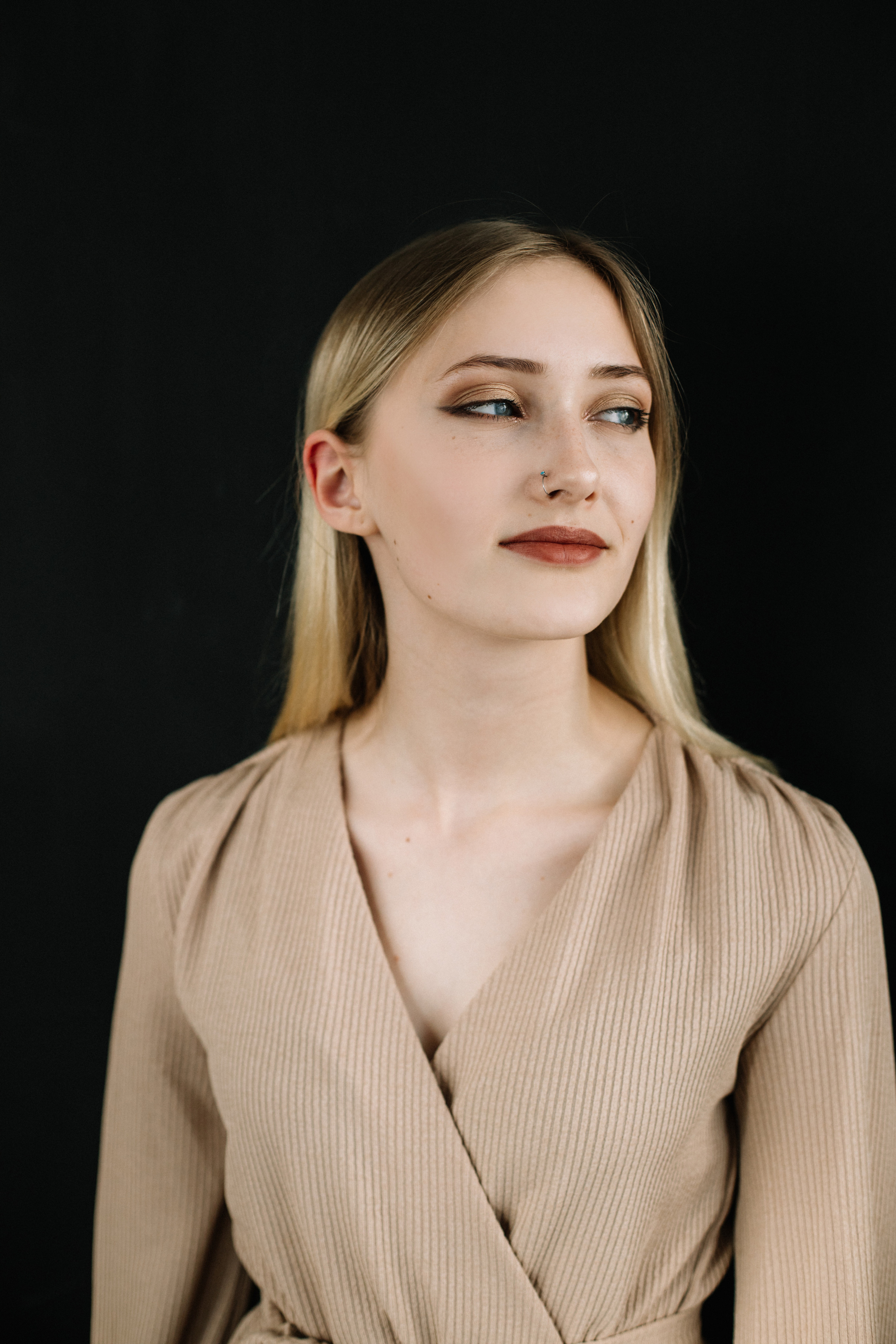 11 А | 1. Фотограф Регина Даниловна Усть — Катав