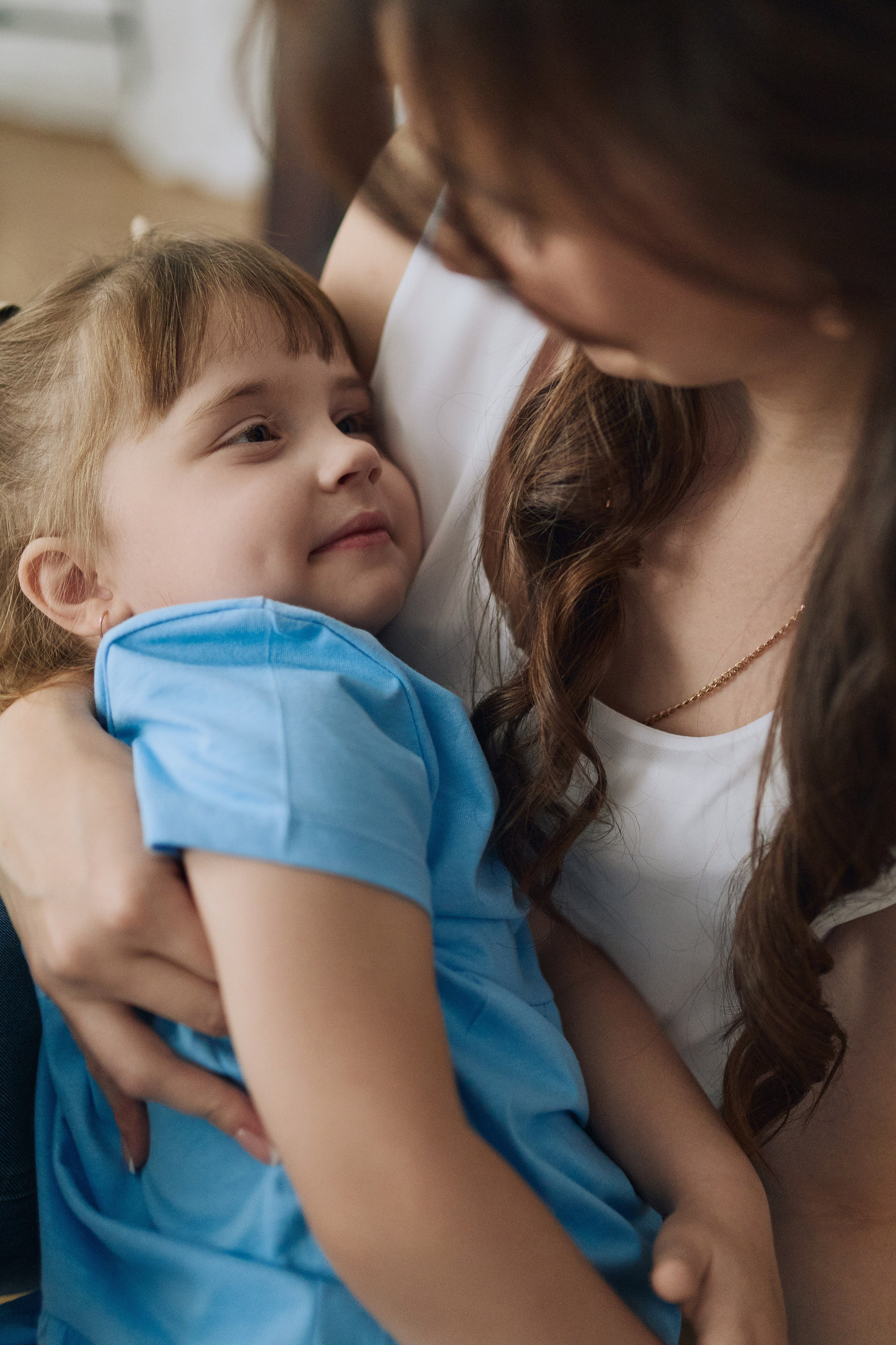 Студийная фотосессия мамы и дочки. Алина Каравайцева. Фотограф в городе Барнаул
