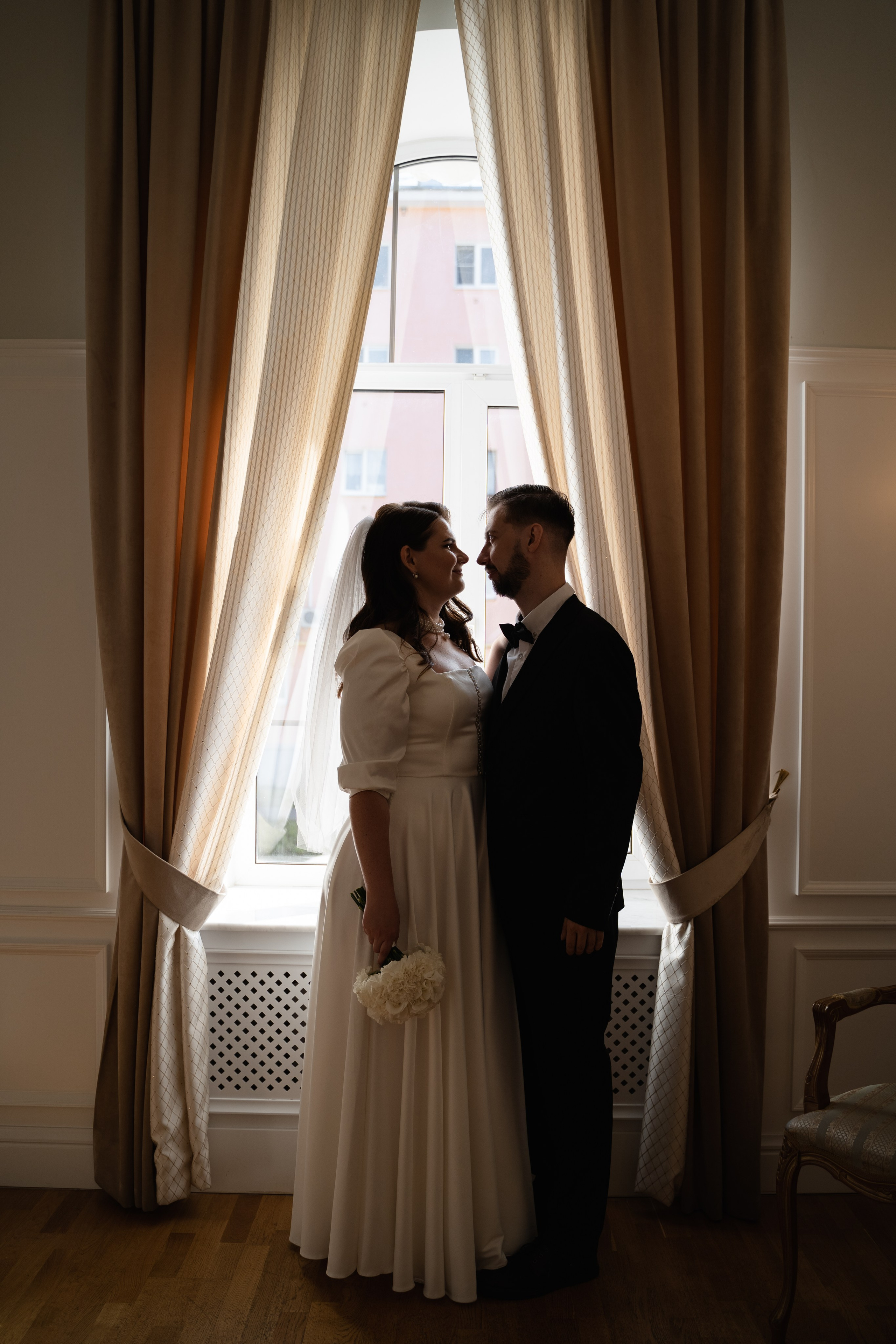 Свадебная фотосъемка в Пскове. Свадебный и семейный фотограф в Пскове и Острове Света Суворова