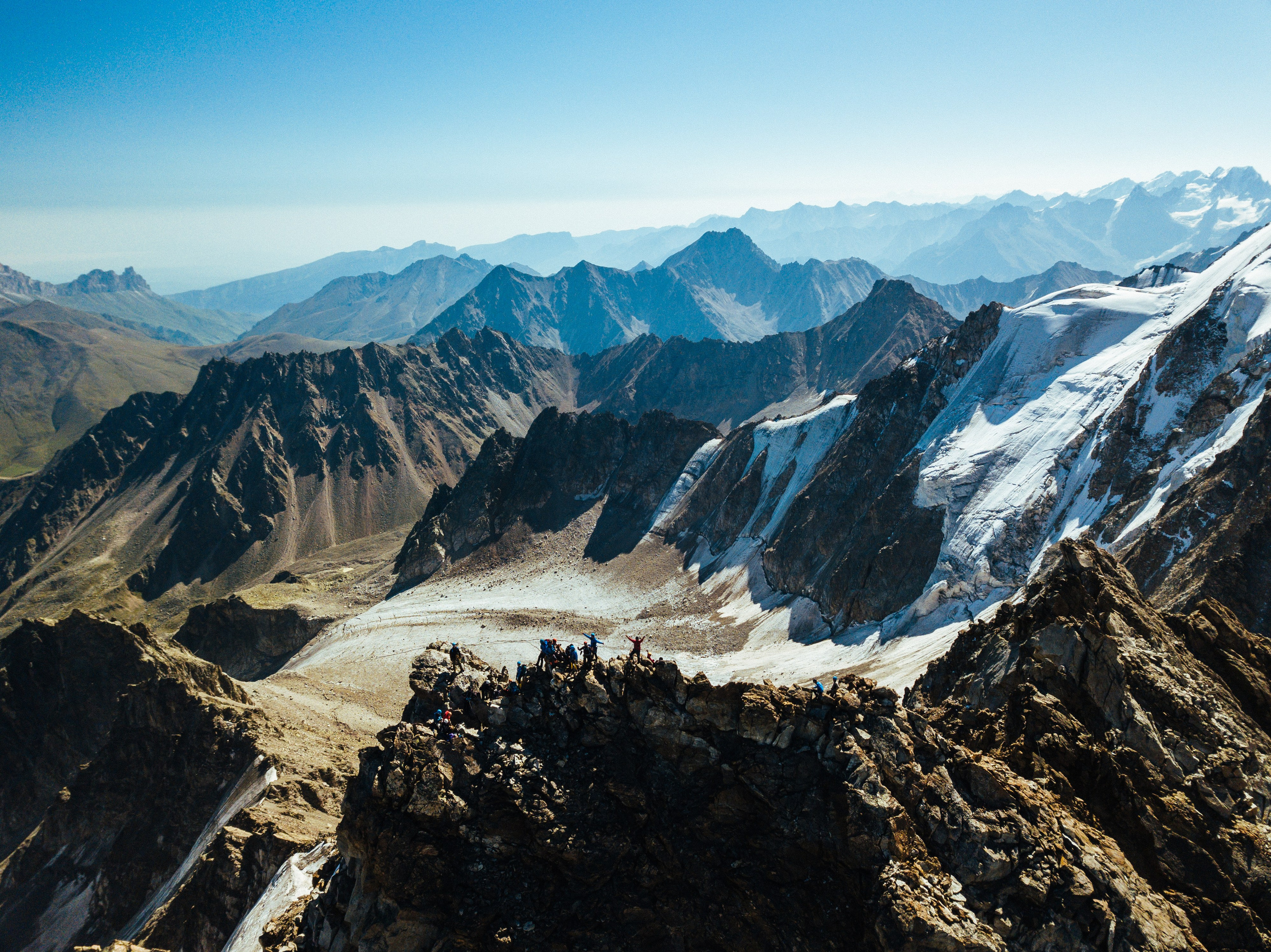 Фотограф на Эльбрусе • Роман Шатхин