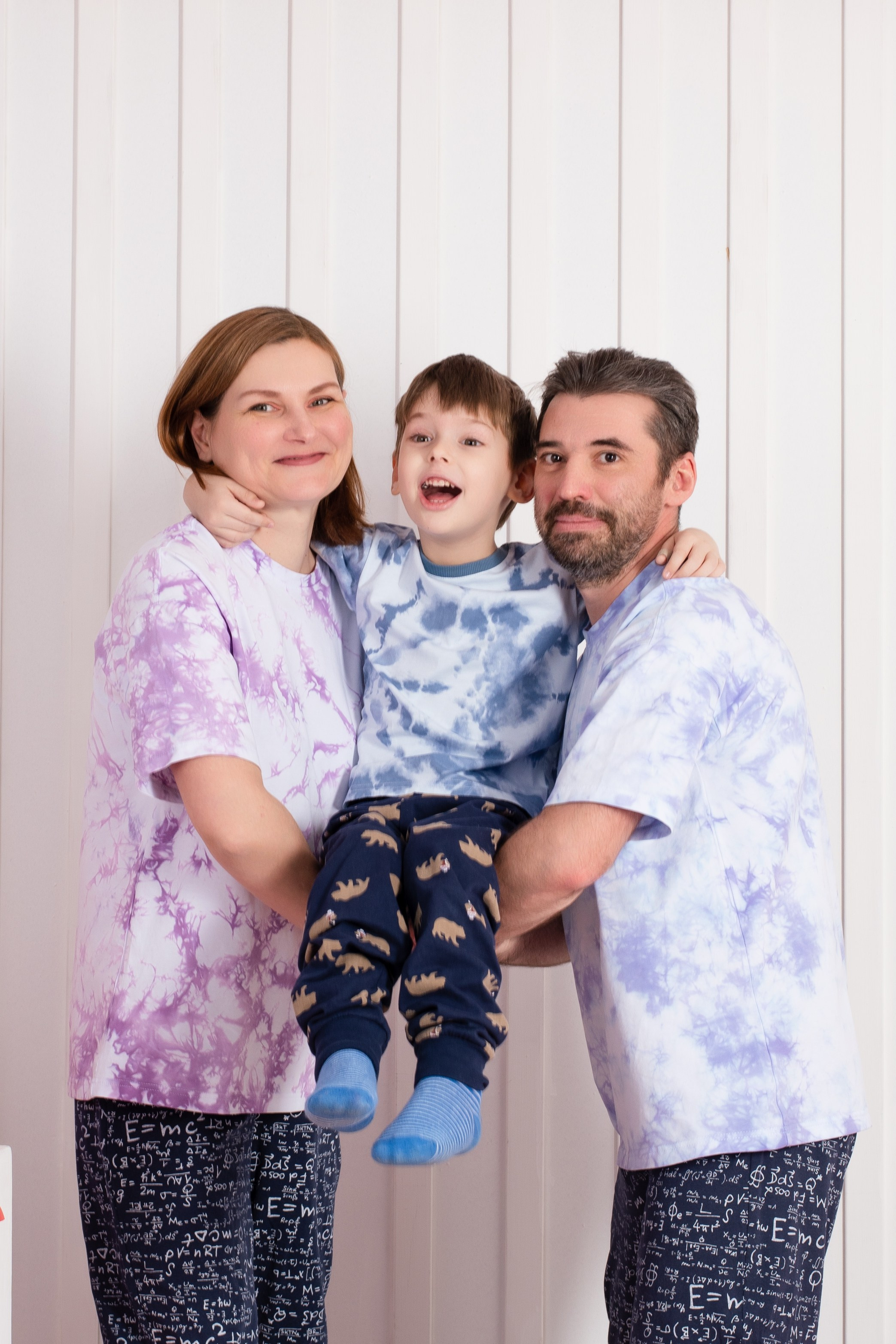 Светлана с семьей. Студийная съемка. Екатерина Бикбаева фотограф, видеограф, медиа-продюсер