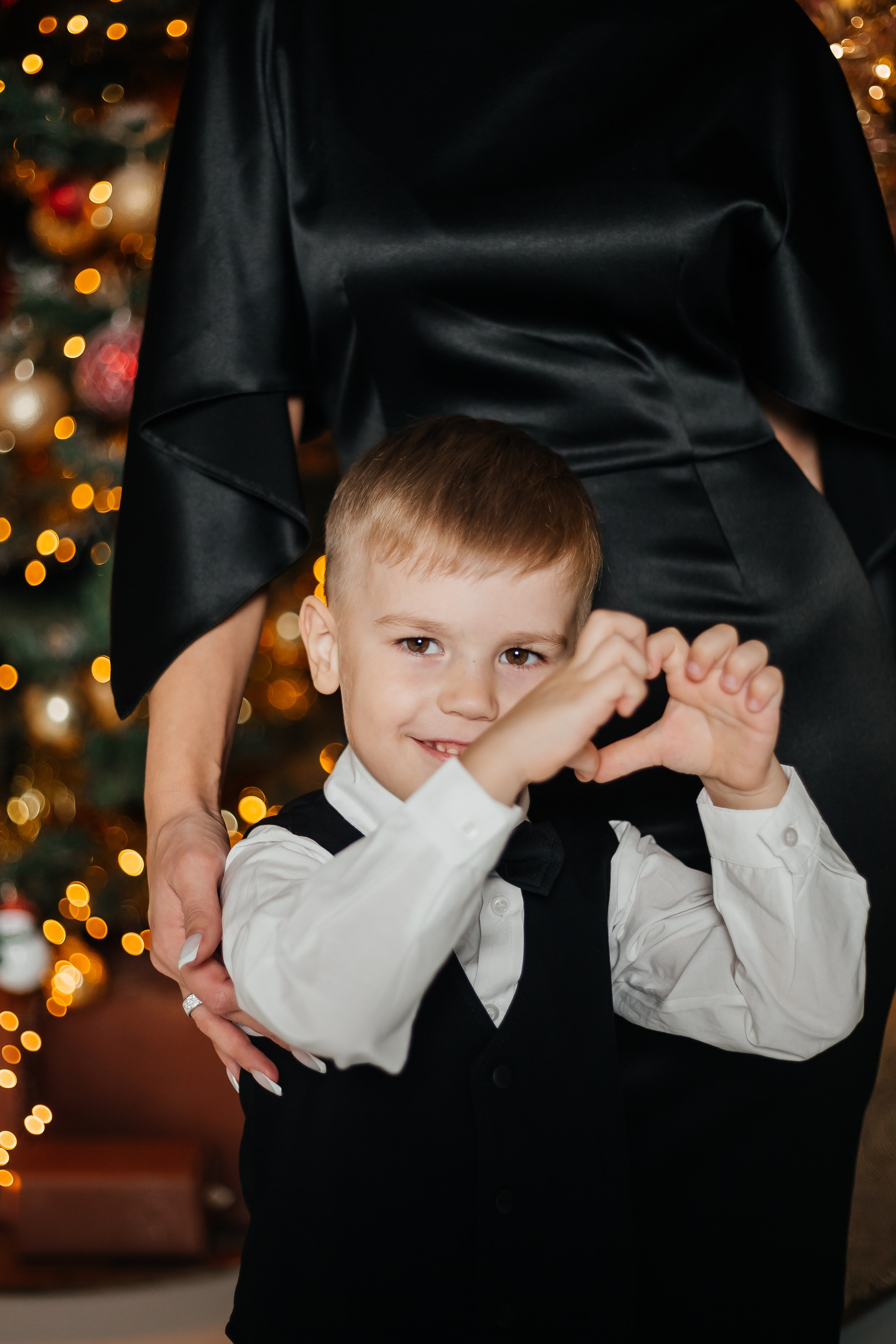 Мама и сын. Фотограф Мария Новоселова. Сургут