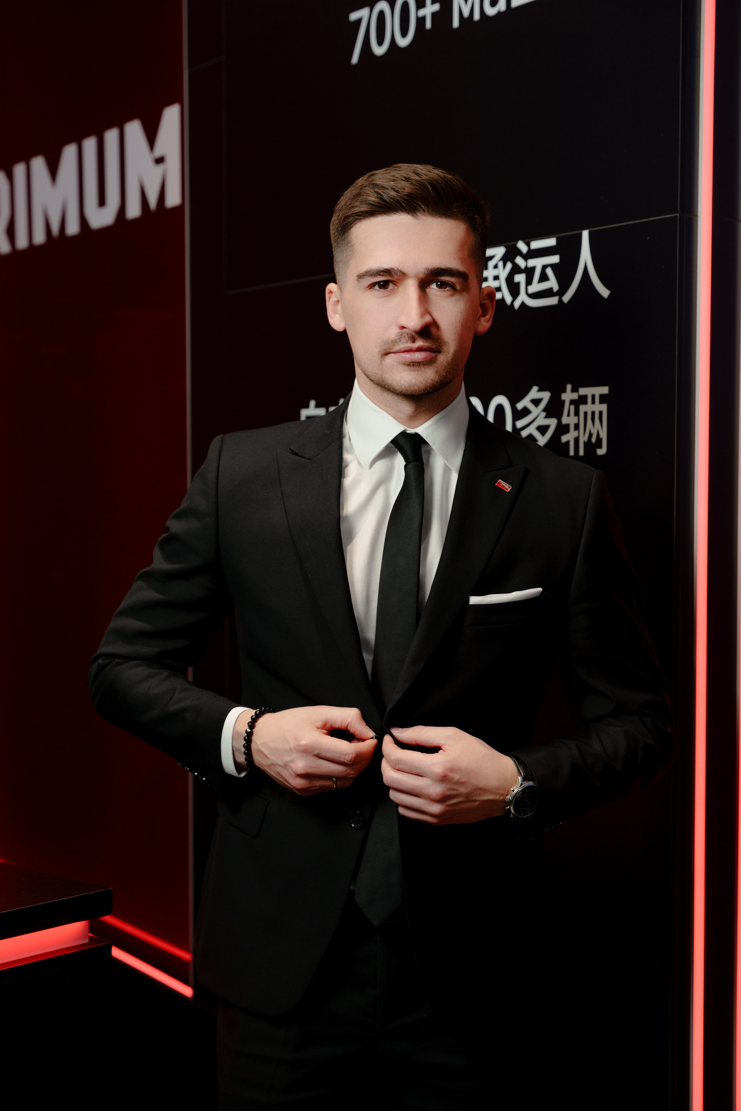 Репортажный фотограф на экспо Крокус. Репортажный фотограф Москва Сергей Дружинин