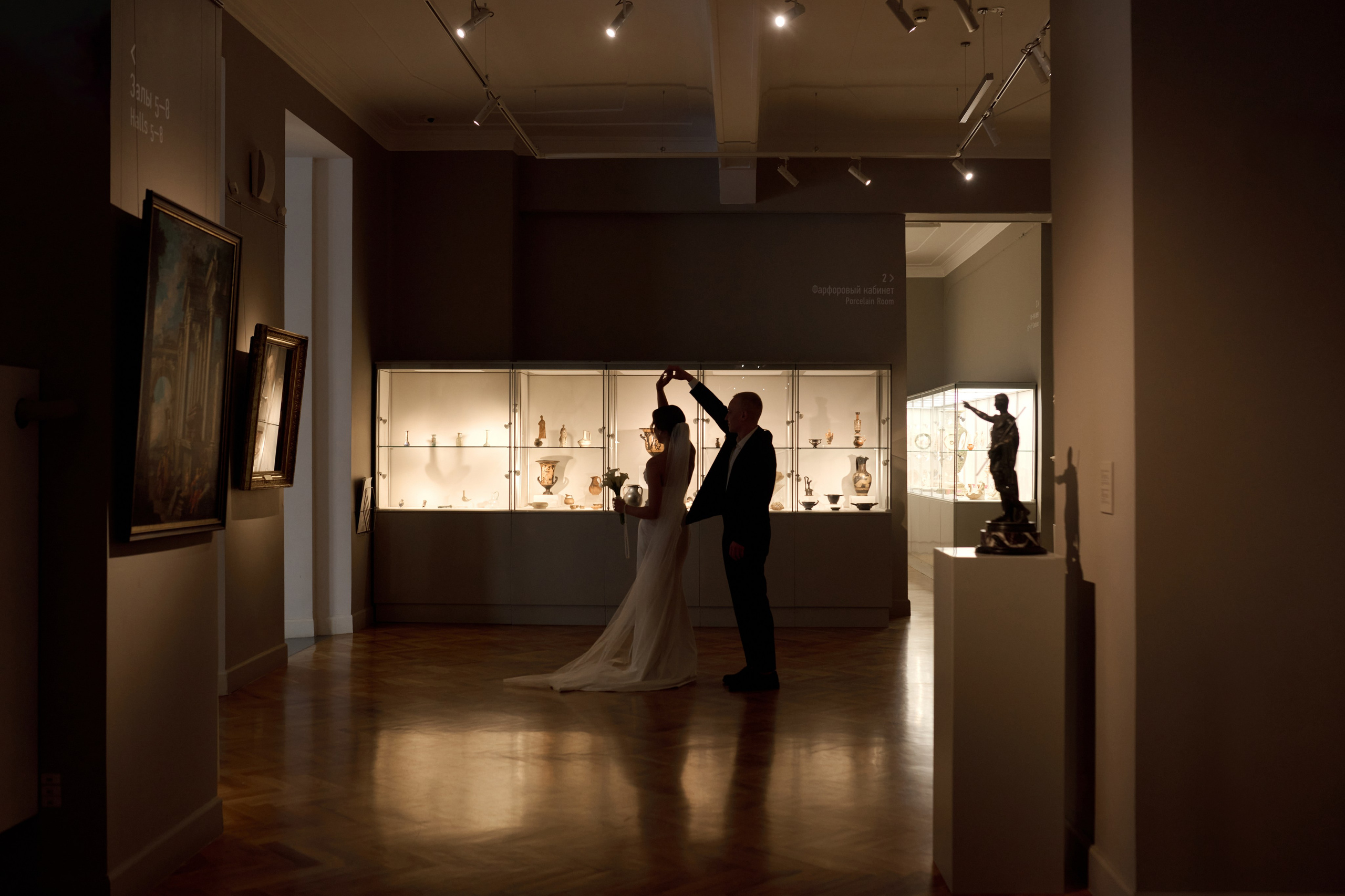 Марат и Карина — Ресторан «Dieci». Свадебный фотограф Екатеринбург/Челябинск — Любовь Волохова